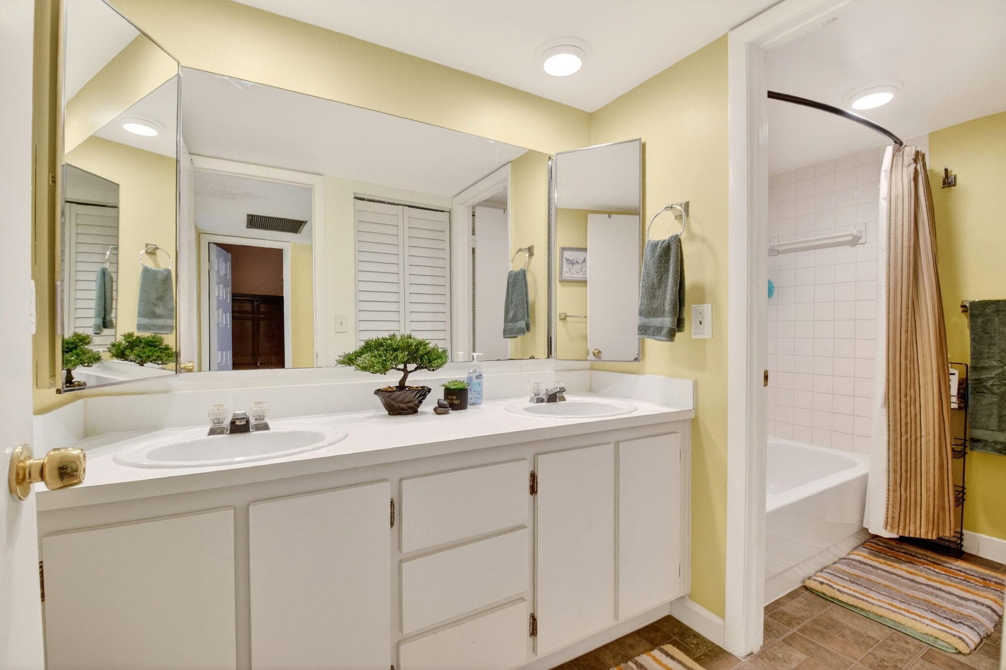 1545 W Forest Lakes Circle W B, West Palm Beach, FL 33406 31