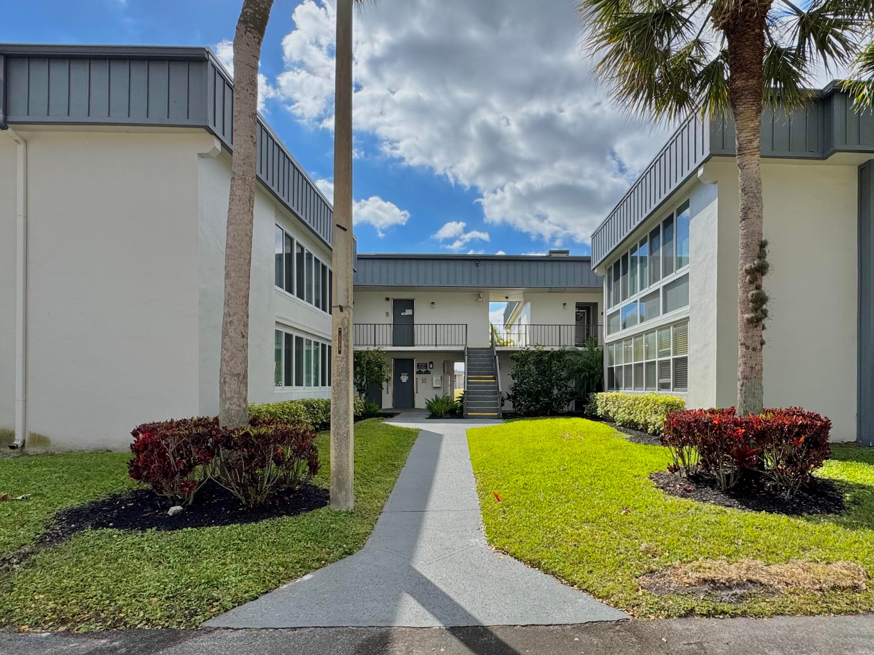 565 Piedmont L, Delray Beach, FL 33484 24