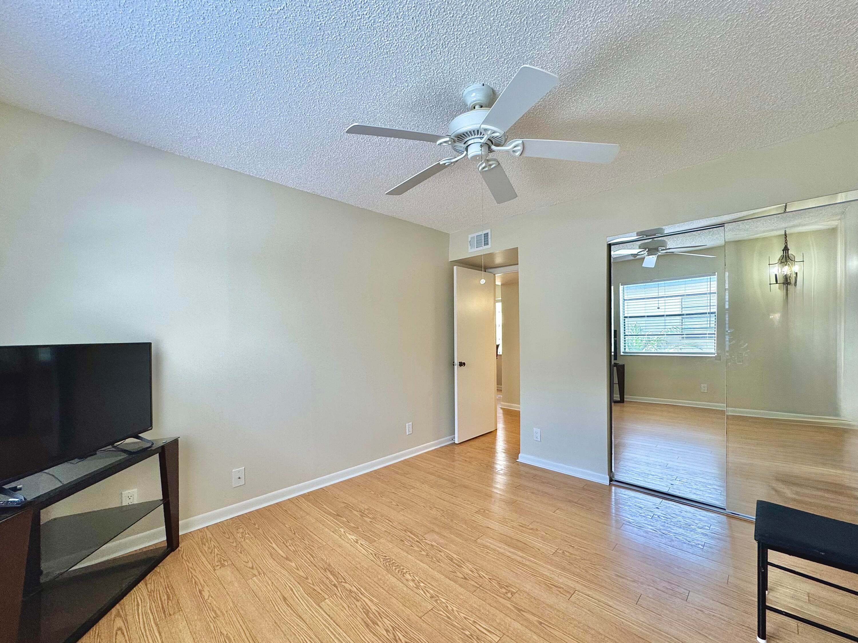 565 Piedmont L, Delray Beach, FL 33484 17