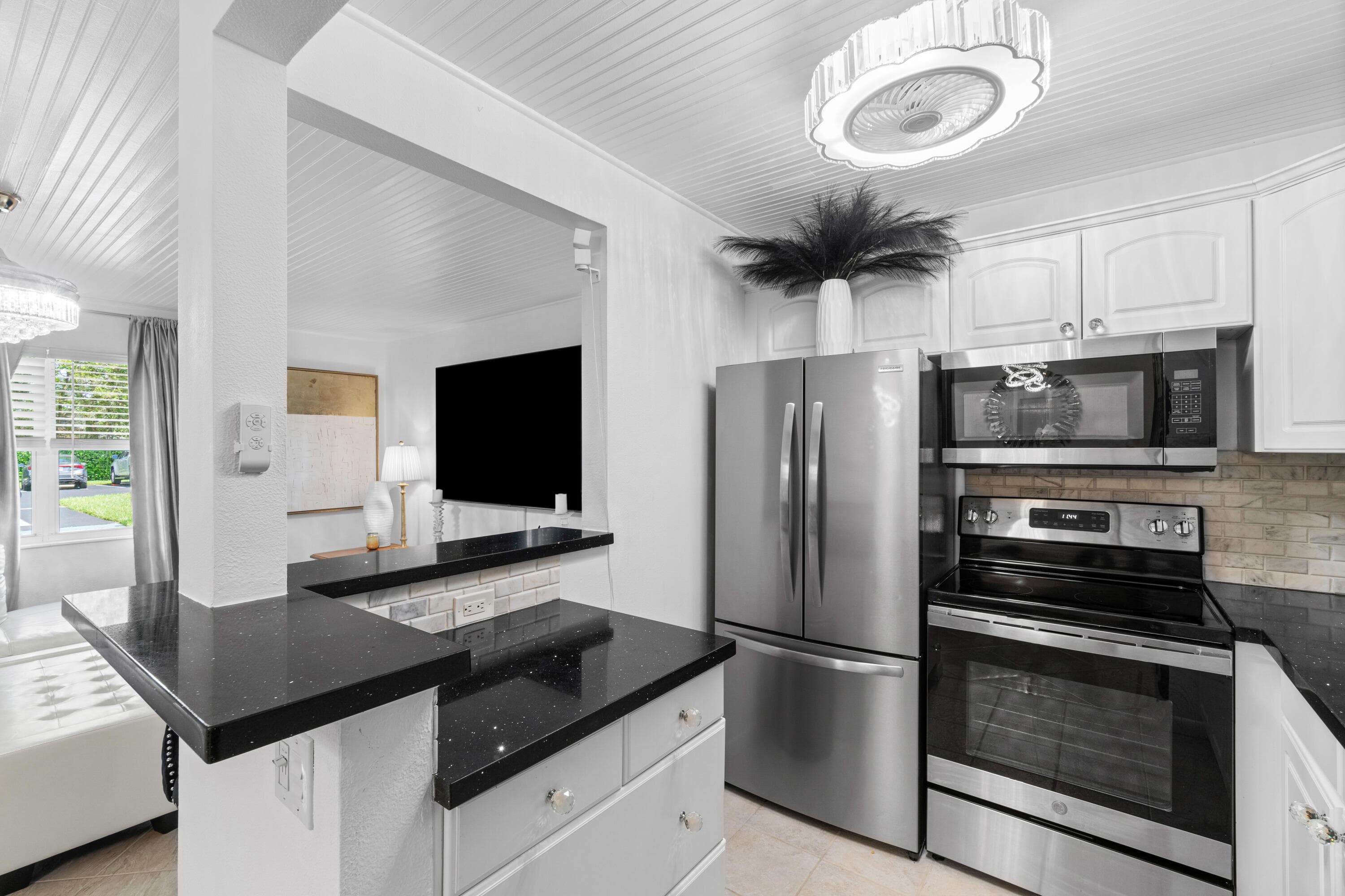 340 Horizons W 102, Boynton Beach, FL 33435 9