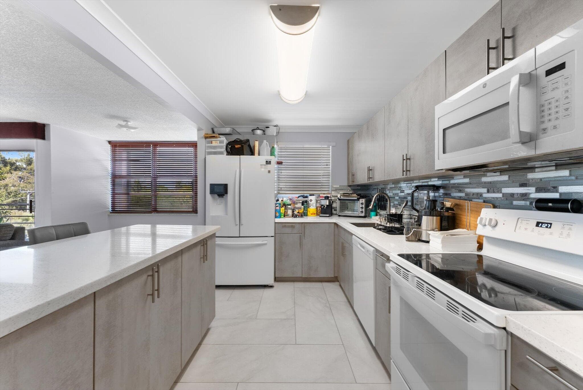 2751 Taft Street 403, Hollywood, FL 33020 2