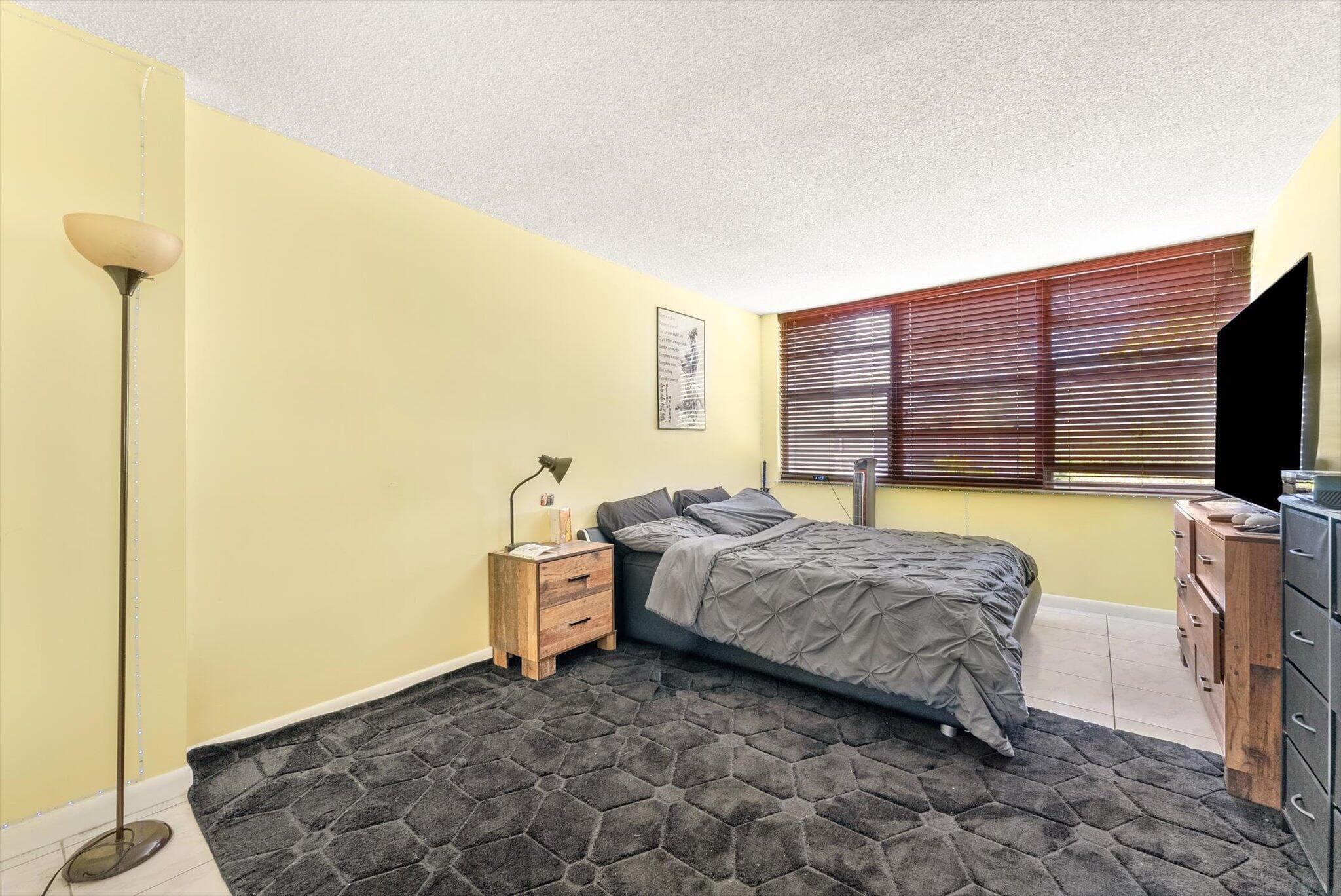 2751 Taft Street 403, Hollywood, FL 33020 12