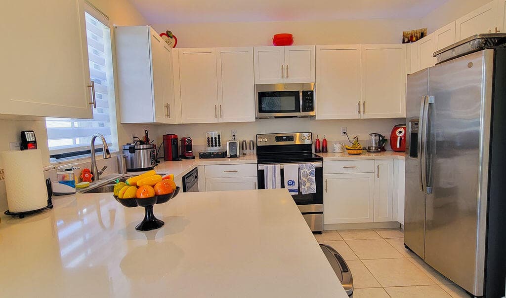 10902 W 33rd Way, Hialeah, FL 33018 10