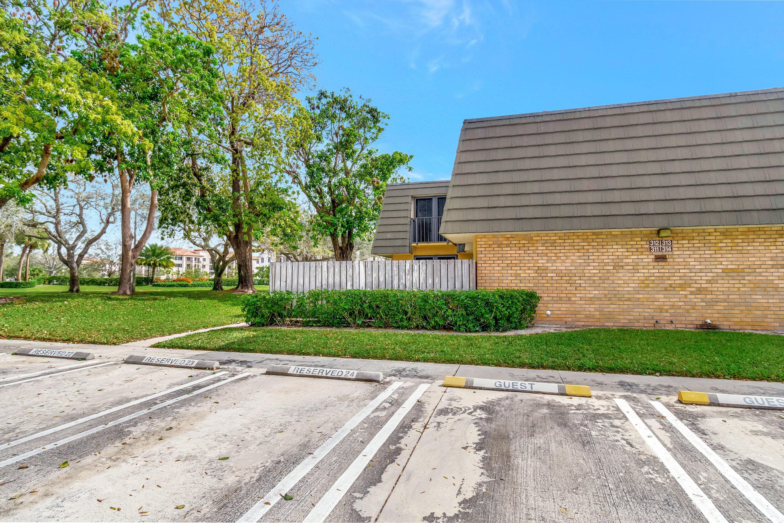 311 3rd Way, West Palm Beach, FL 33407 30