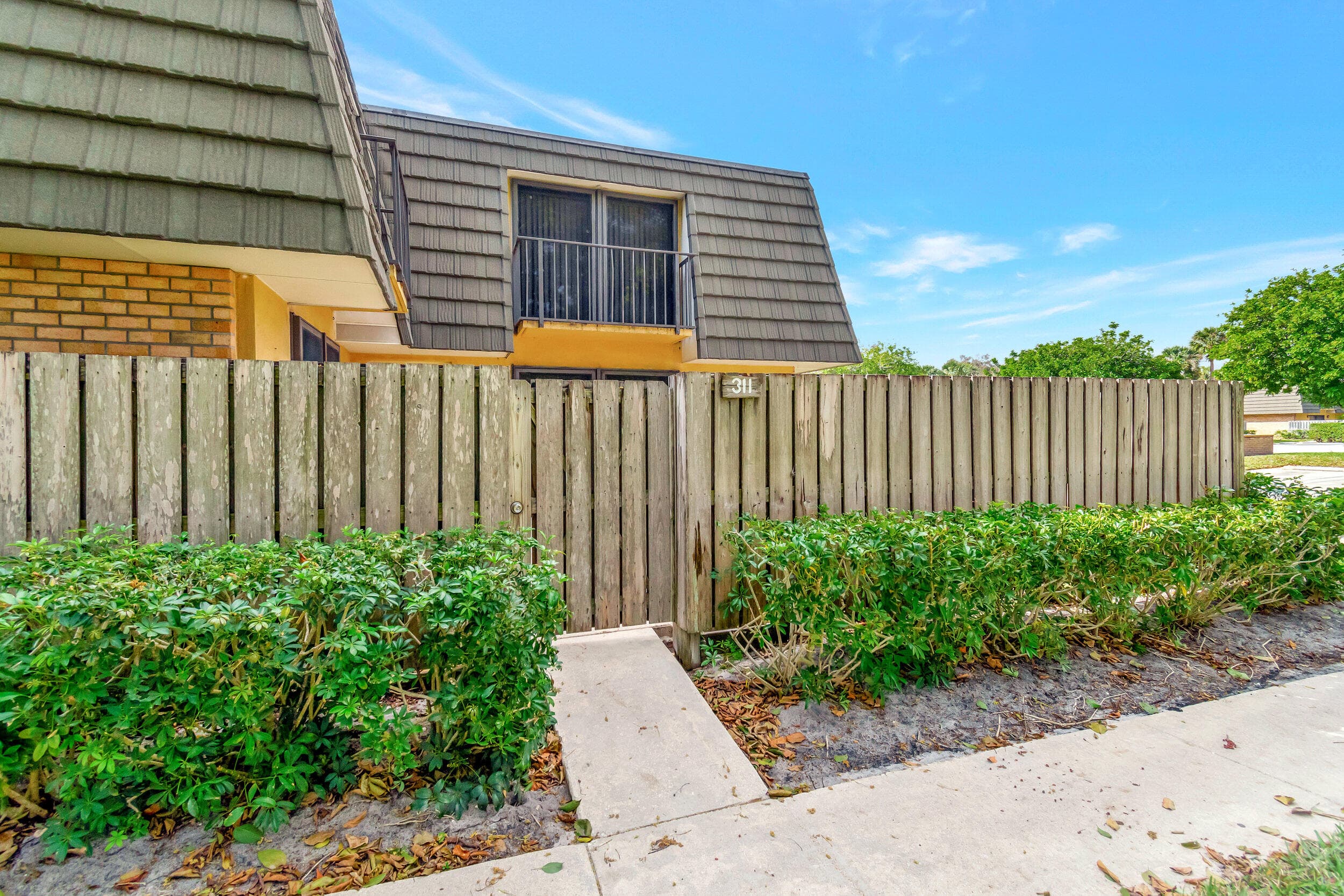 311 3rd Way, West Palm Beach, FL 33407 39