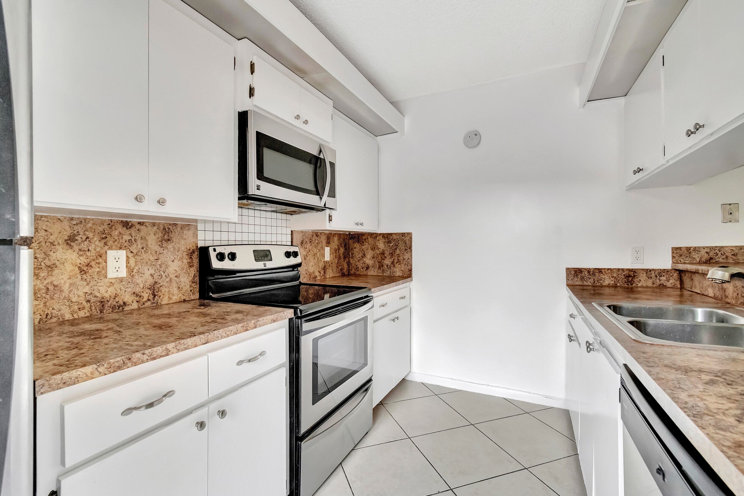 311 3rd Way, West Palm Beach, FL 33407 4