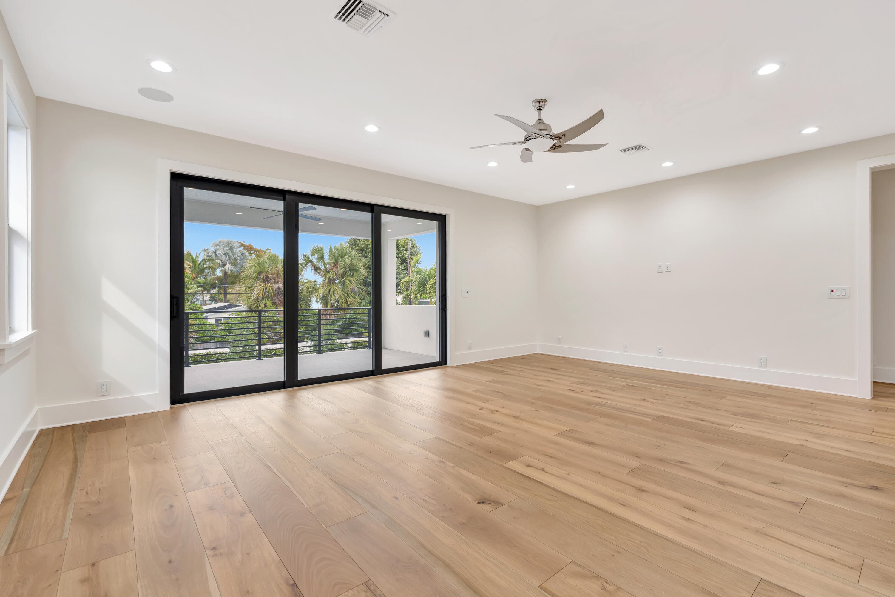 245 Alhambra Place, West Palm Beach, FL 33405 28