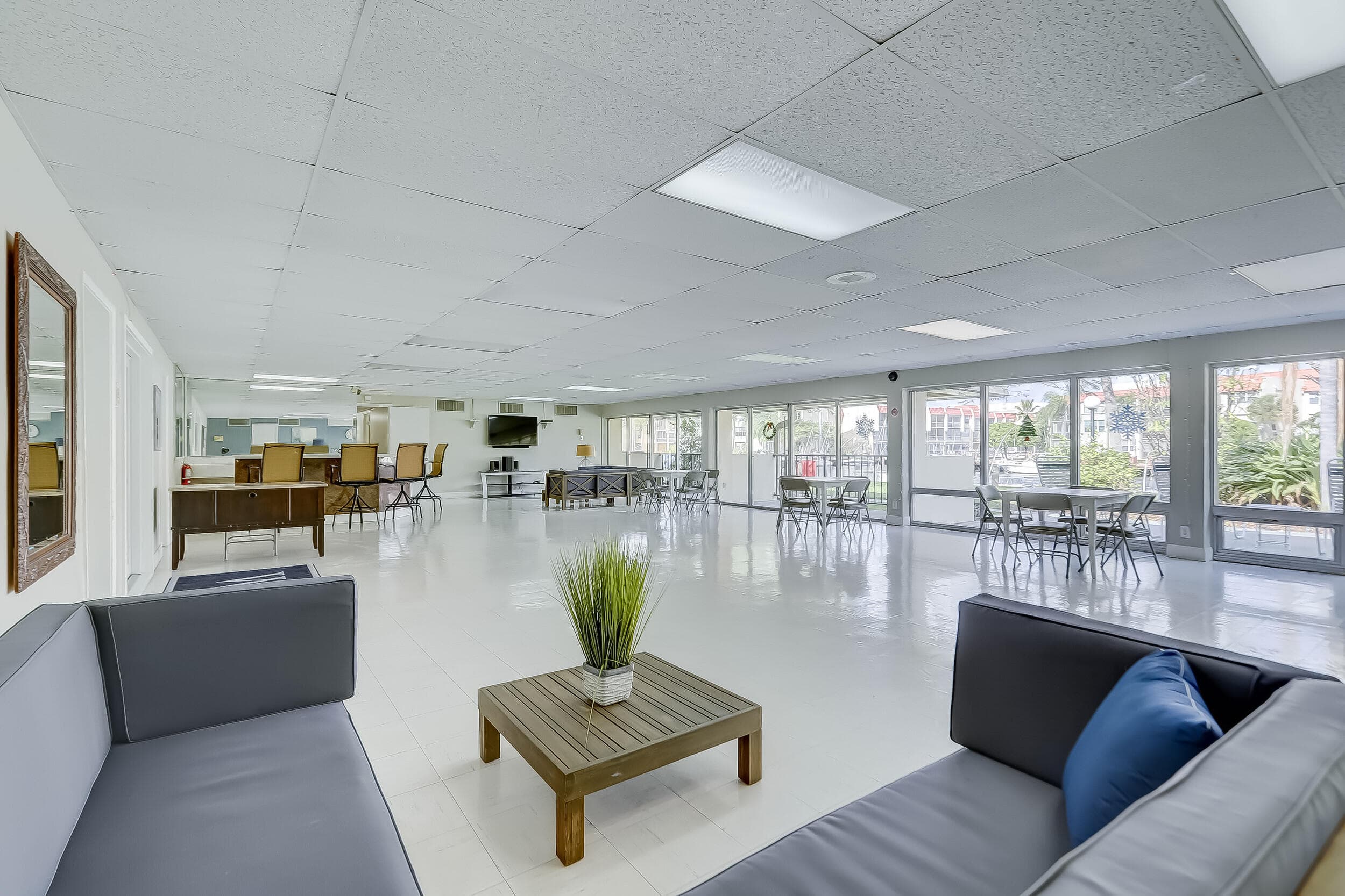 801 S Federal Highway 308, Pompano Beach, FL 33062 32
