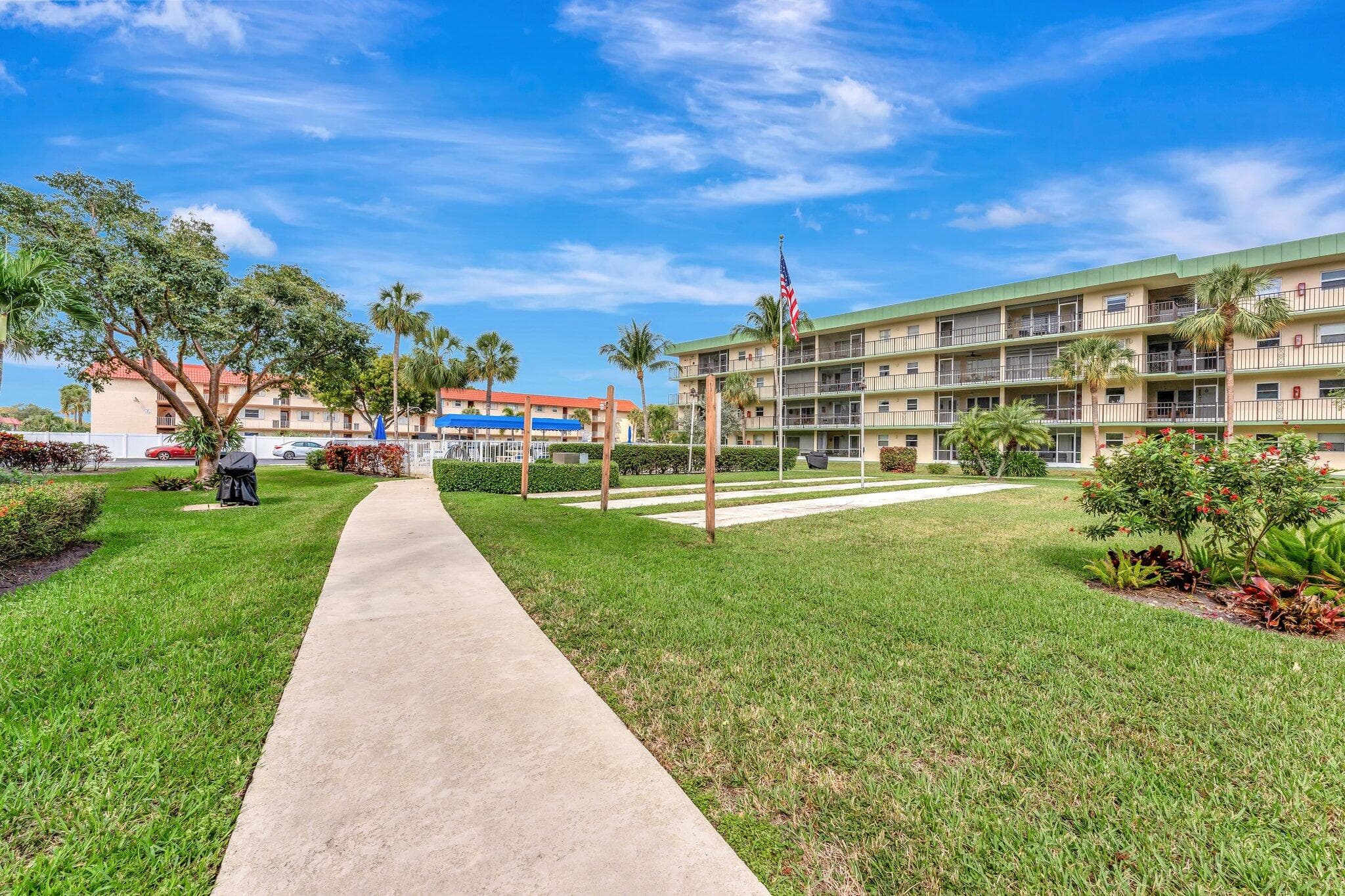 806 SE 7th Street 201, Deerfield Beach, FL 33441 22
