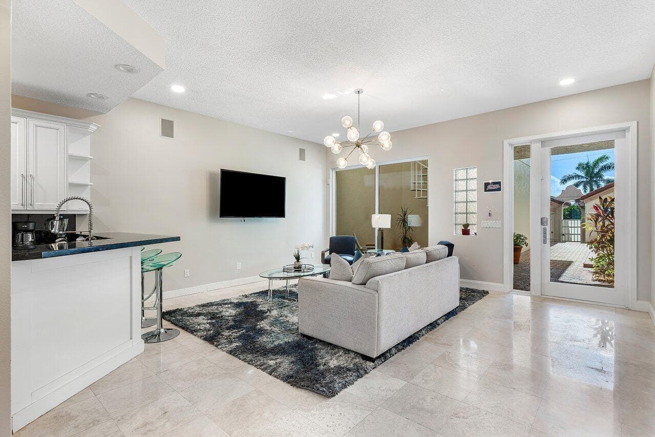 4517 S Ocean Boulevard, Highland Beach, FL 33487 15