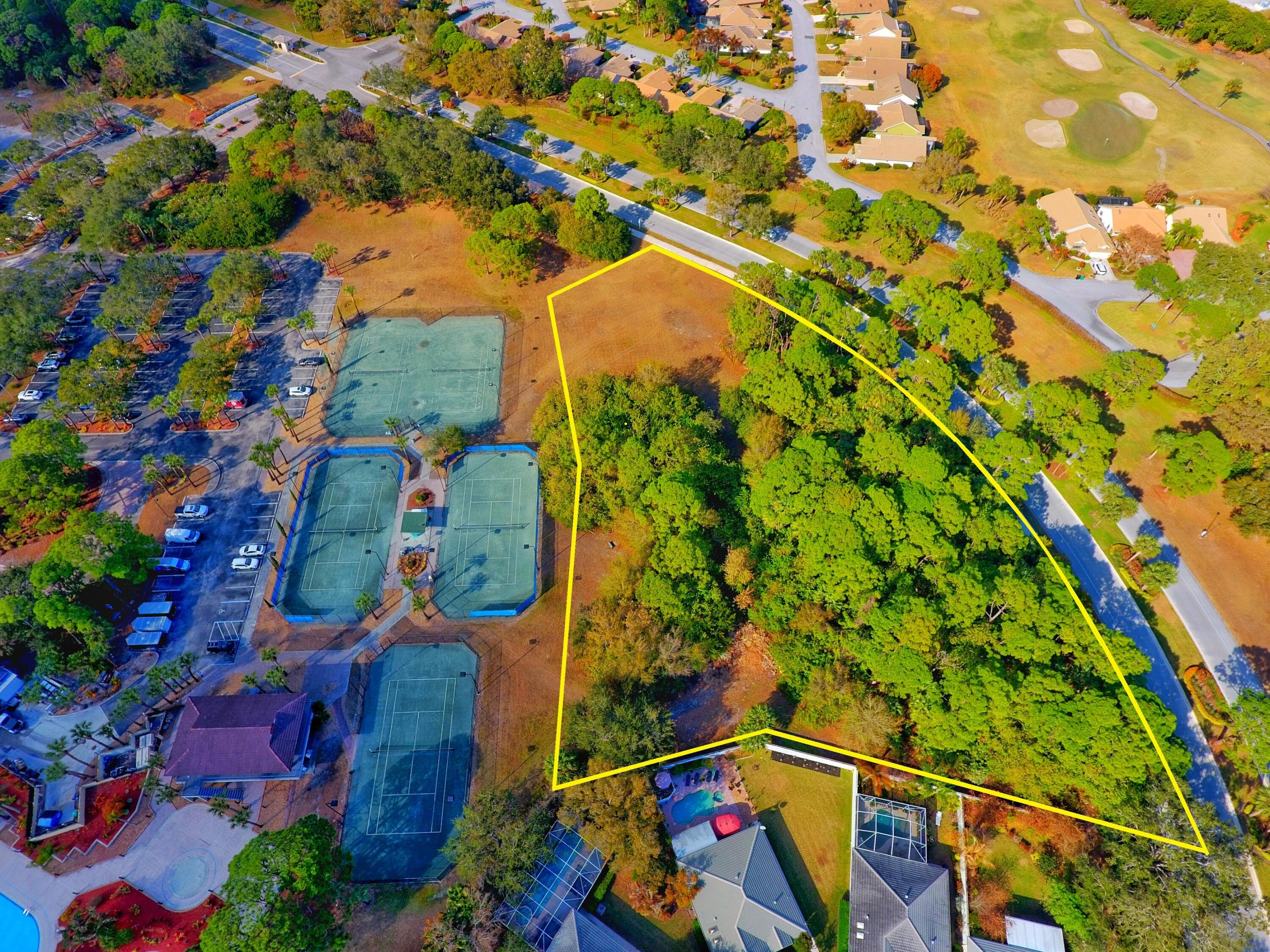 951 SW Country Club Drive, Port St. Lucie, FL 34986 3