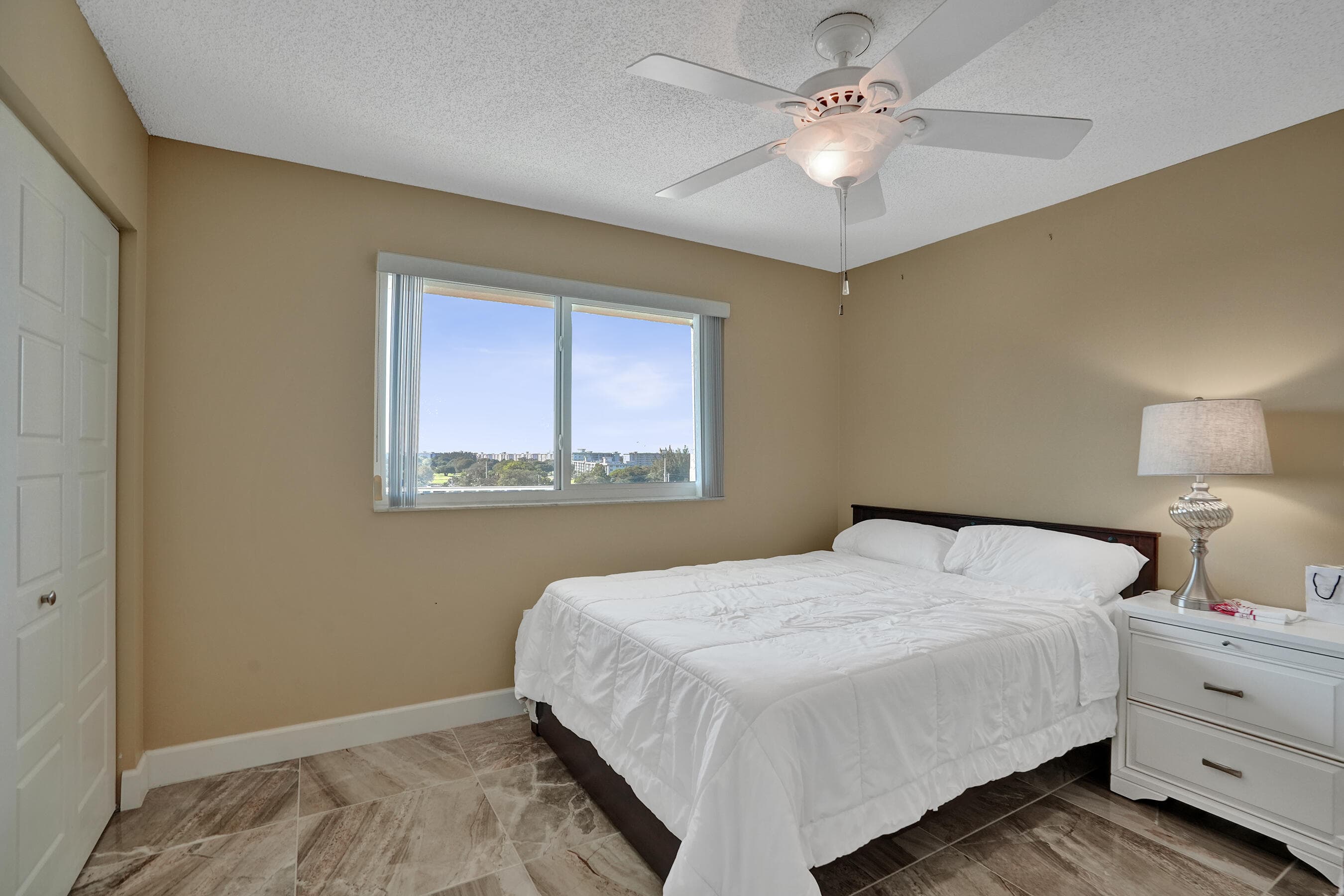 2334 S Cypress Bend Drive 907, Pompano Beach, FL 33069 16