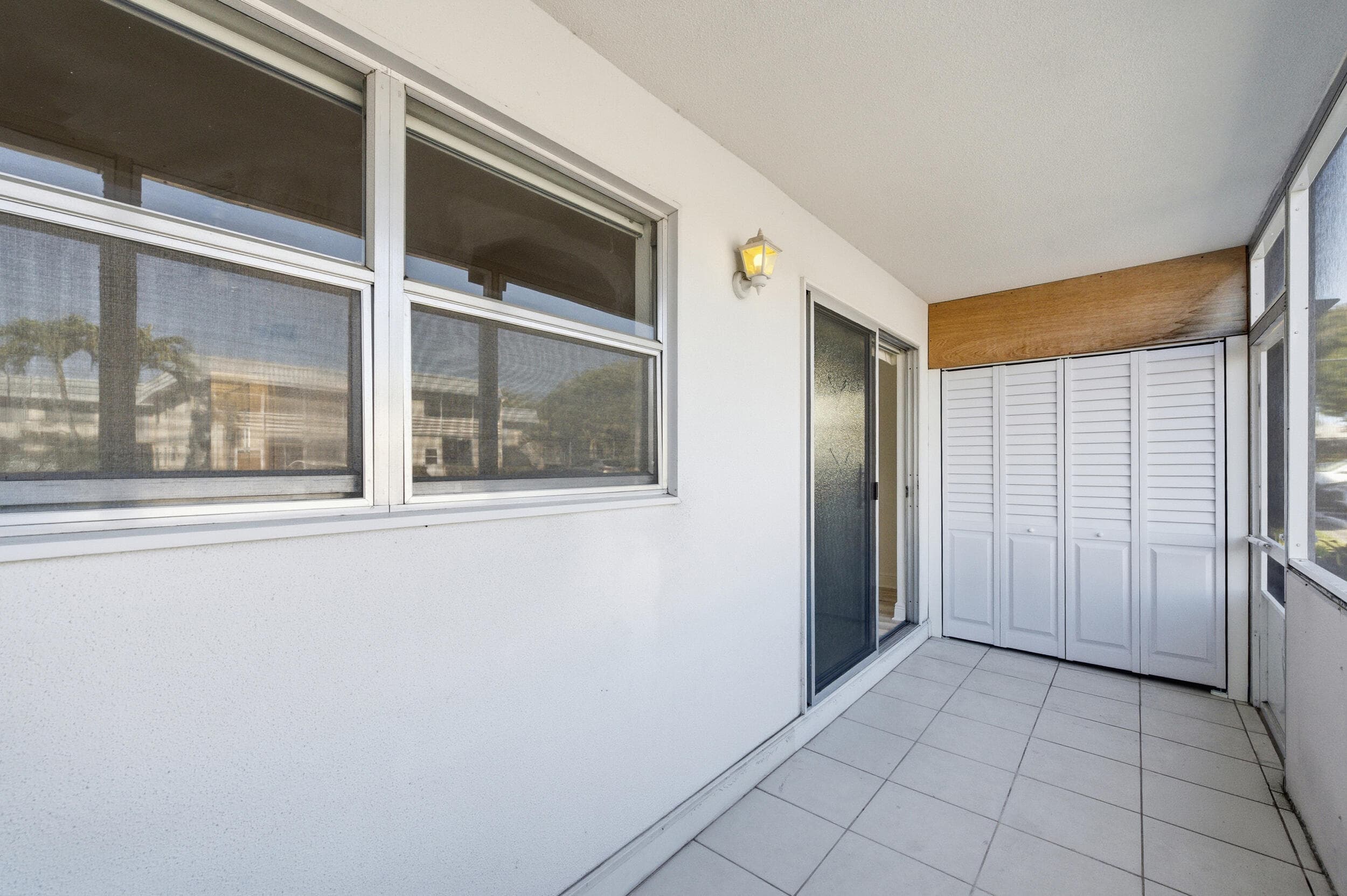 452 Brittany J, Delray Beach, FL 33446 17
