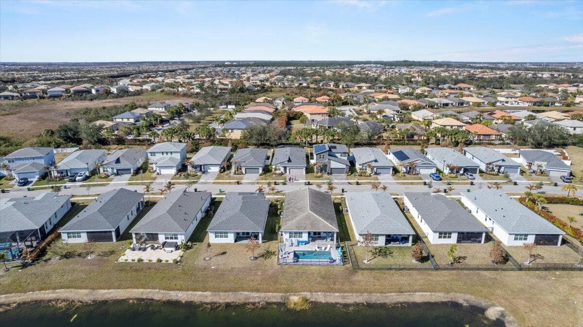 11364 SW Lyra Drive, Port St. Lucie, FL 34987 55
