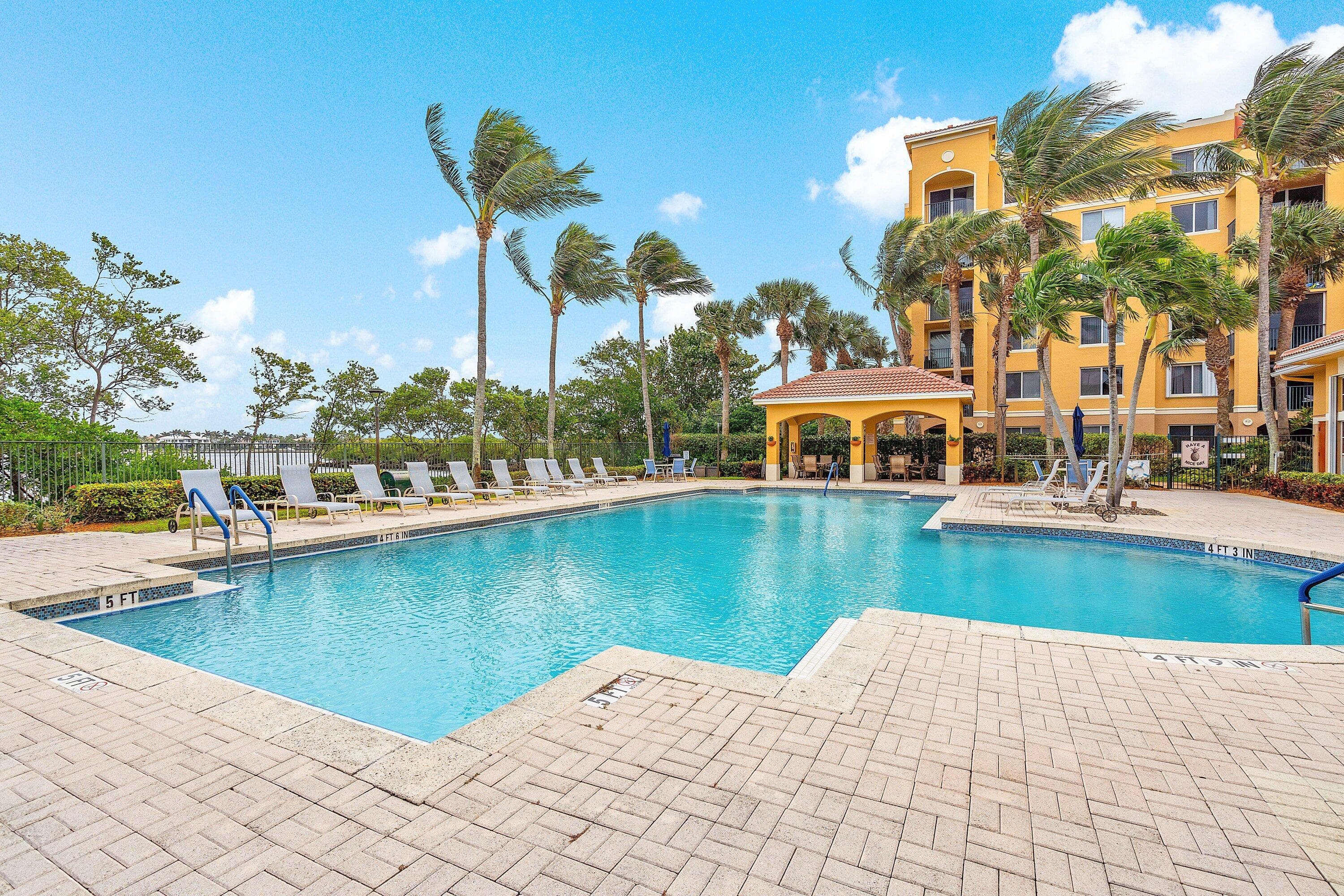 900 Scotia Drive 102, Hypoluxo, FL 33462 24