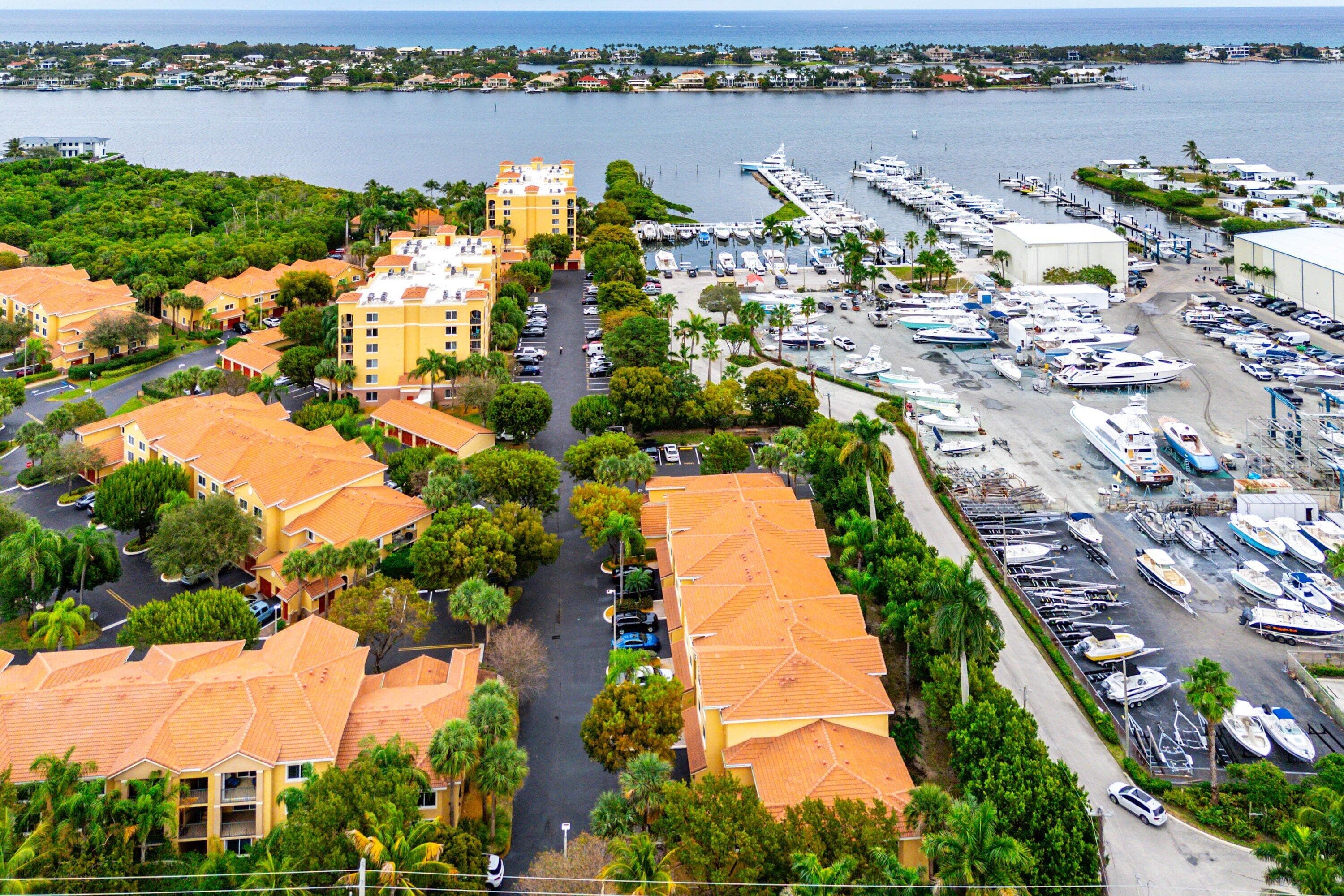 900 Scotia Drive 102, Hypoluxo, FL 33462 33