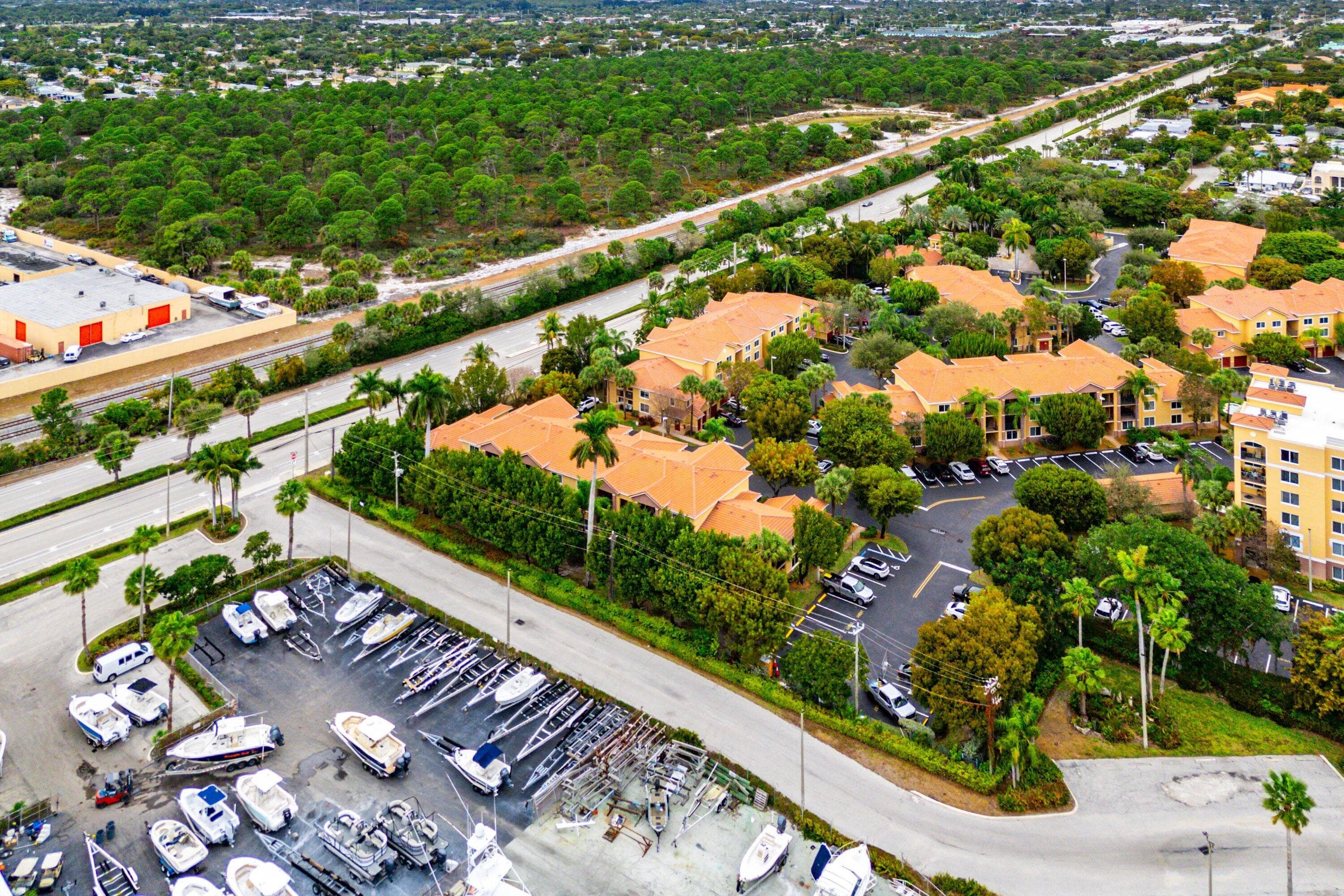 900 Scotia Drive 102, Hypoluxo, FL 33462 35