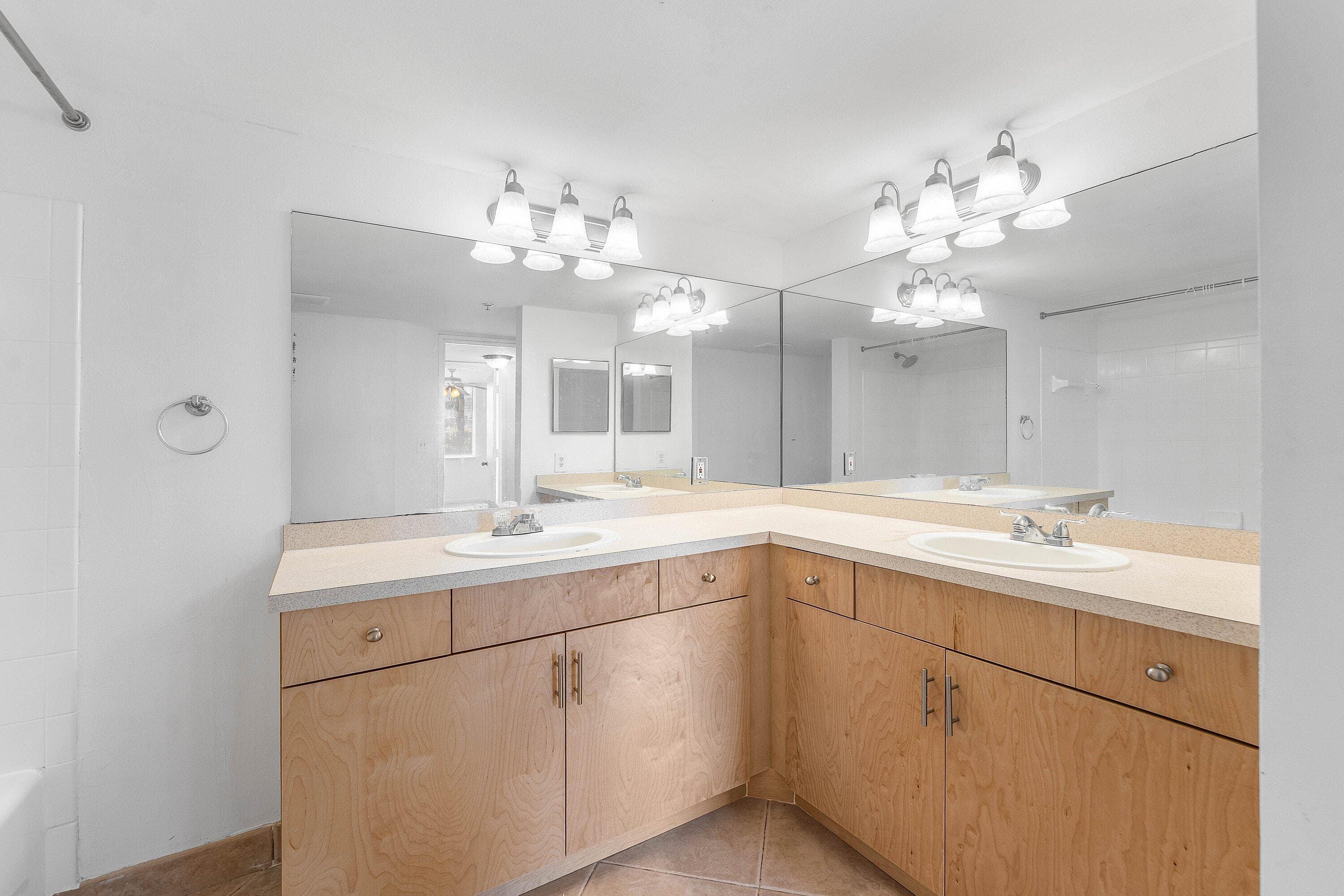 900 Scotia Drive 102, Hypoluxo, FL 33462 8