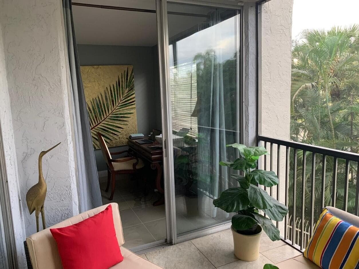 3940 Inverrary Boulevard 302, Lauderhill, FL 33319 4