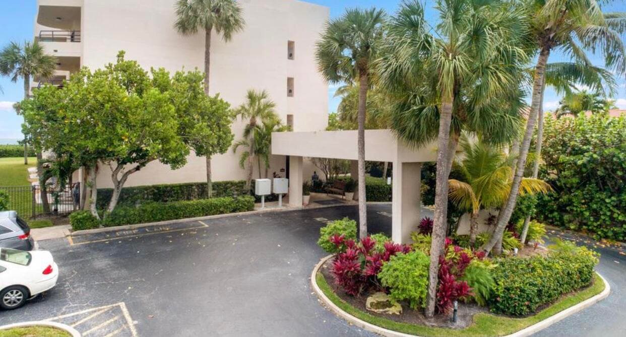 420 Celestial Way 202, Juno Beach, FL 33408 24