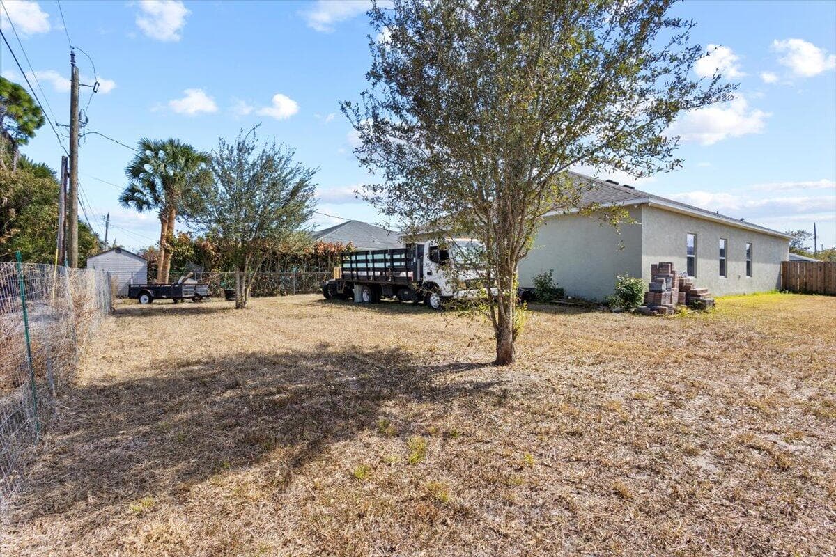 555 SW Halibut Avenue, Port St. Lucie, FL 34953 20