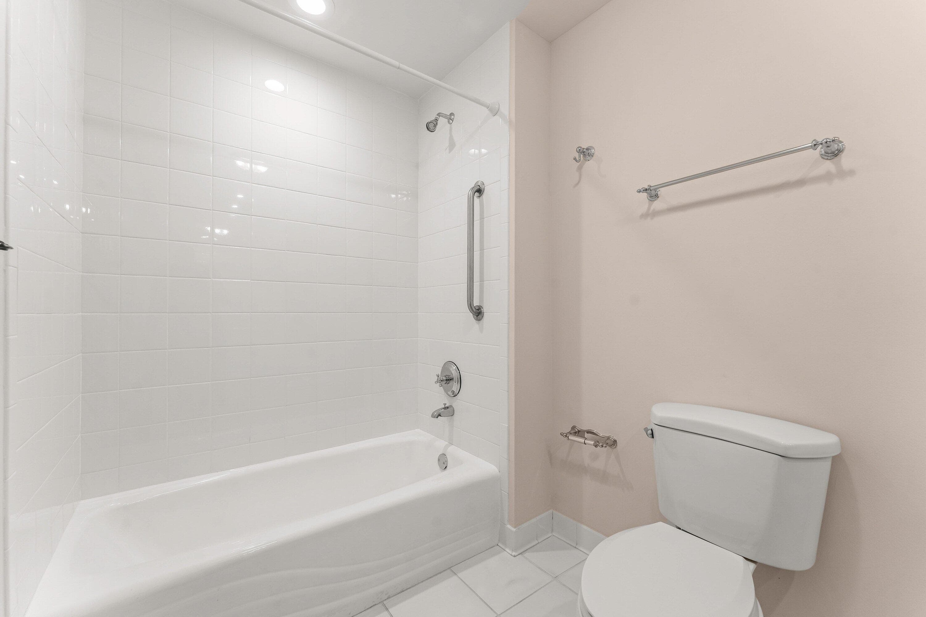 550 SE Mizner Boulevard B501, Boca Raton, FL 33432 25