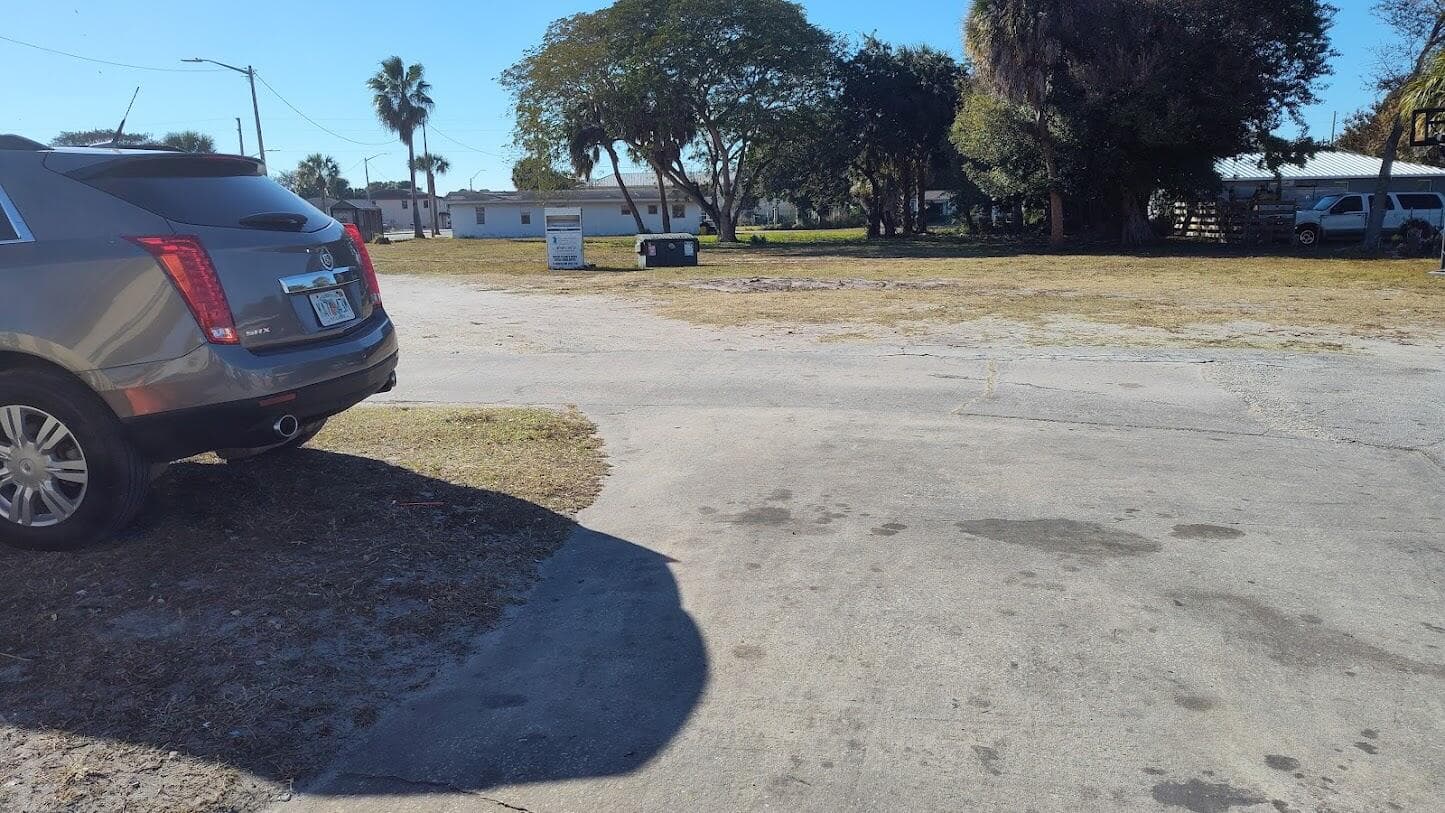 1502 N Avenue D, Fort Pierce, FL 34950 2