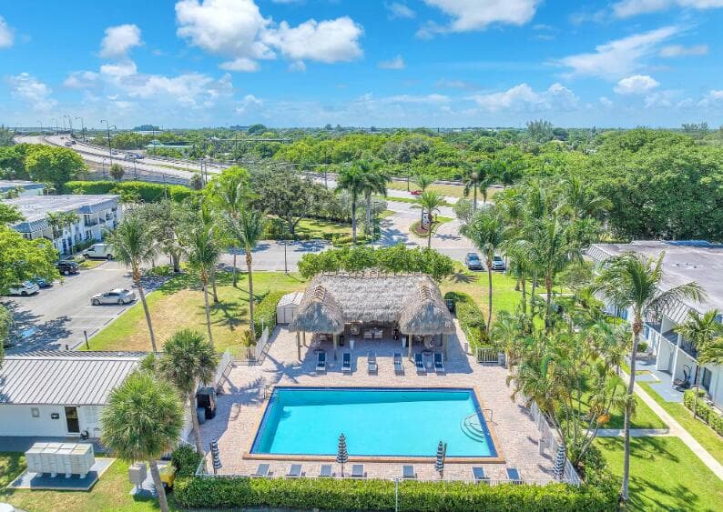 3100 S Dixie Highway, Boca Raton, FL 33432