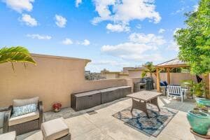 410 Evernia Street 807, West Palm Beach, FL 33401 24