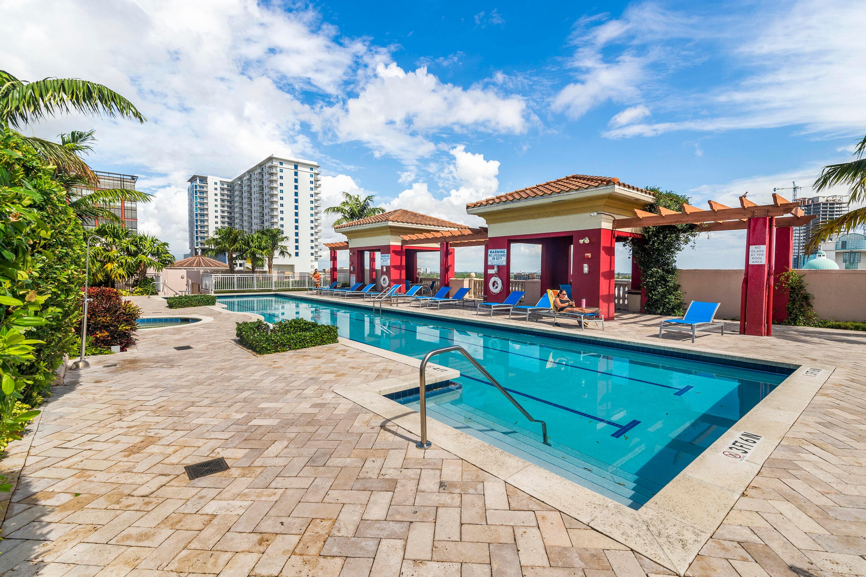 410 Evernia Street 807, West Palm Beach, FL 33401 24