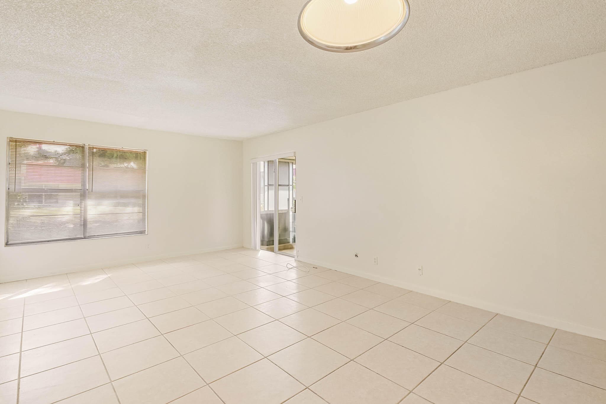 12013 Greenway Cir S 110, Royal Palm Beach, FL 33411 18