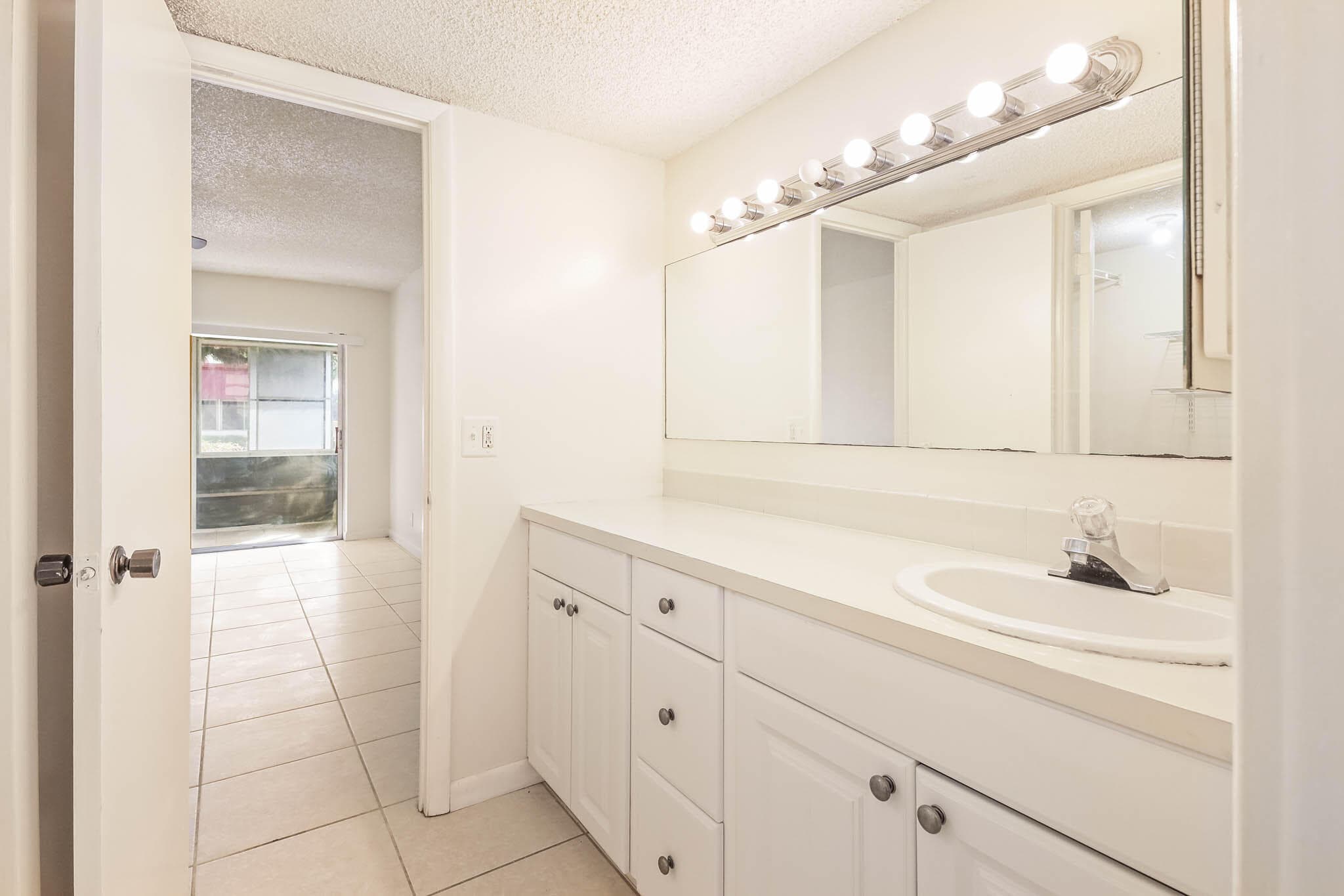 12013 Greenway Cir S 110, Royal Palm Beach, FL 33411 5