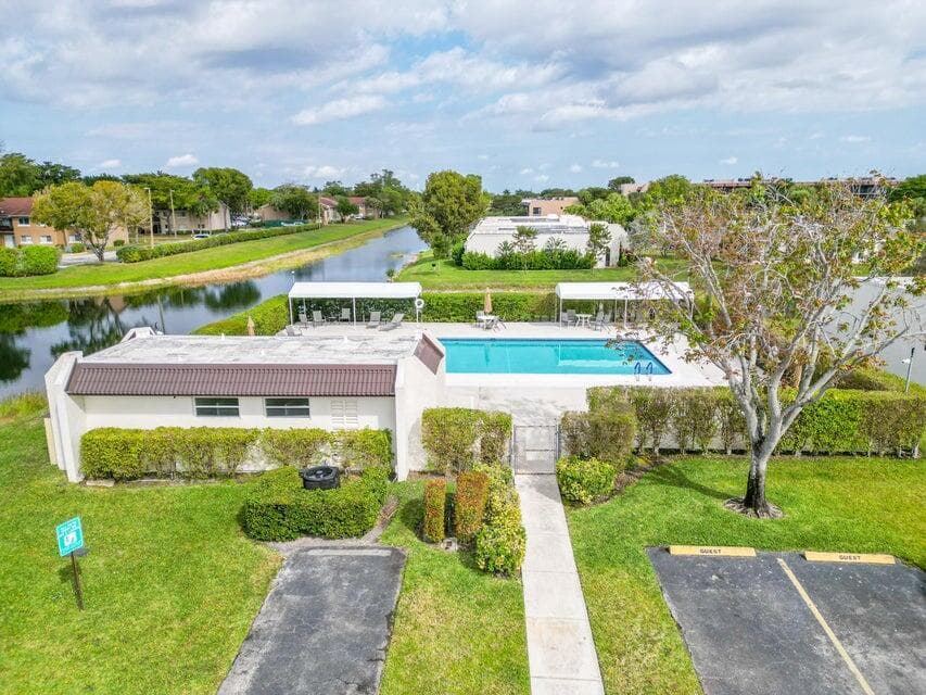 107 Lake Terry Drive, West Palm Beach, FL 33411 5