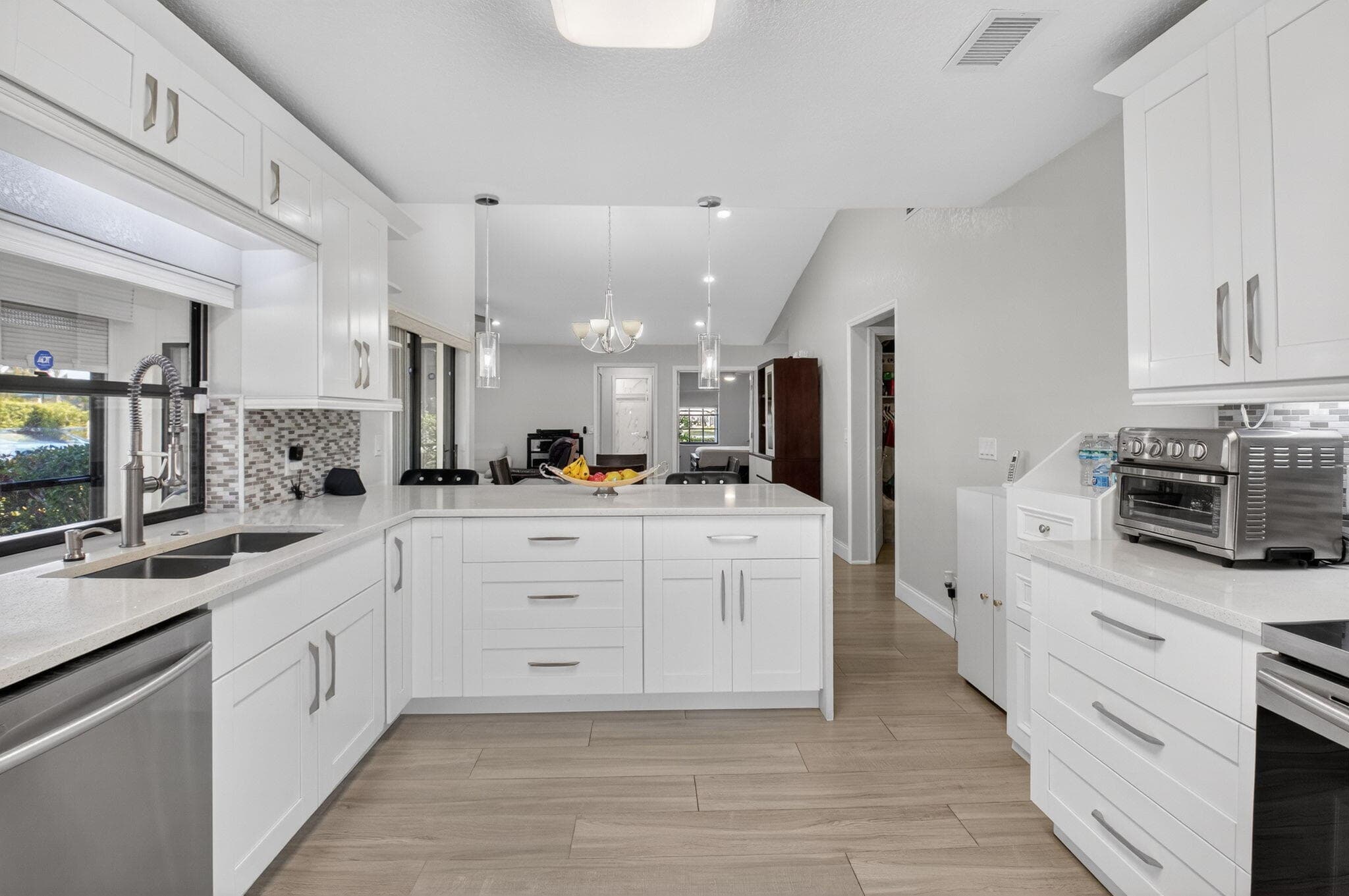 5750 Parkwalk Circle E, Boynton Beach, FL 33472 11