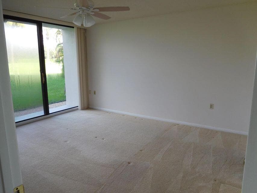 2461 Village Boulevard 102, West Palm Beach, FL 33409 4