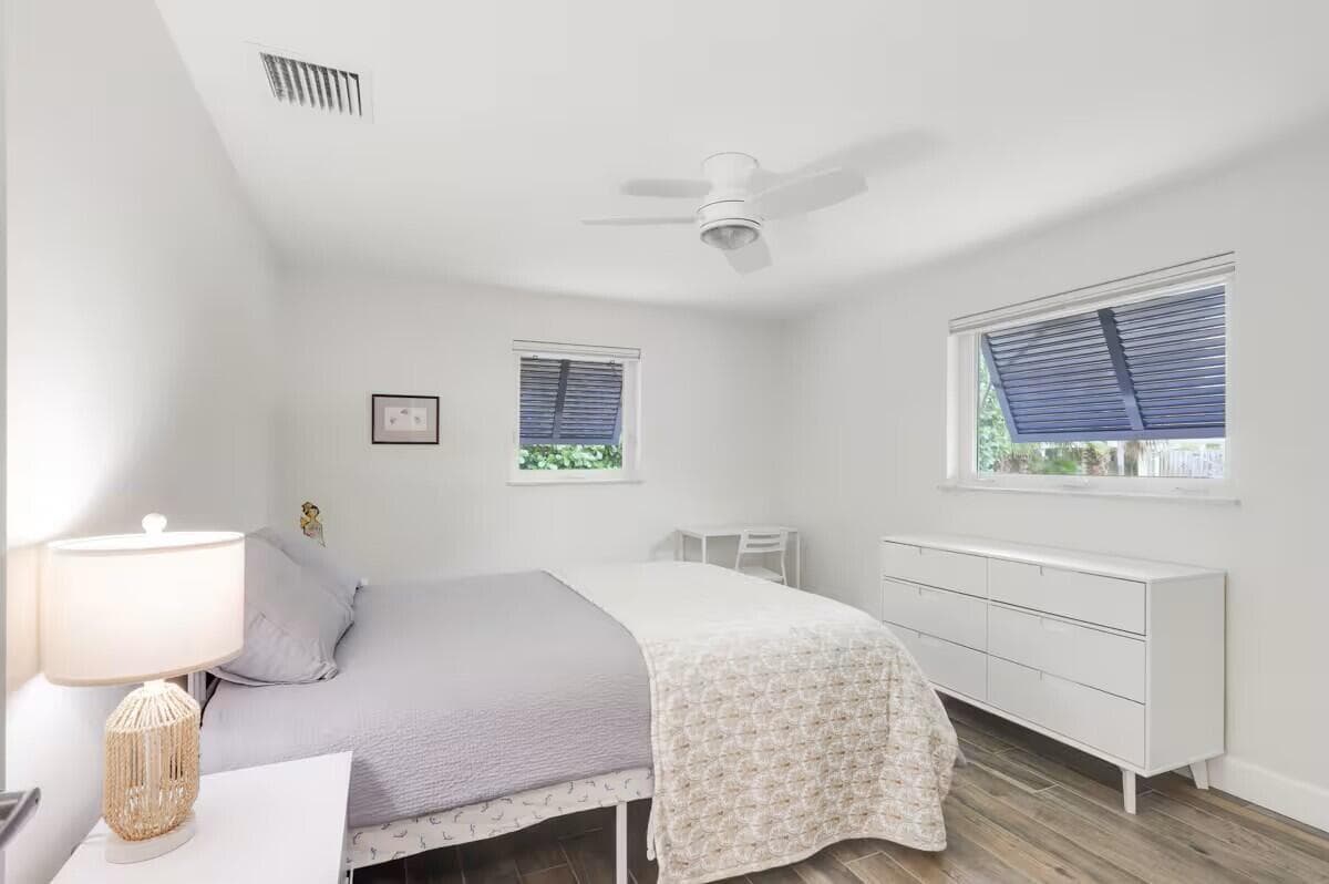 1519 Treemont Avenue, Jupiter, FL 33469 10