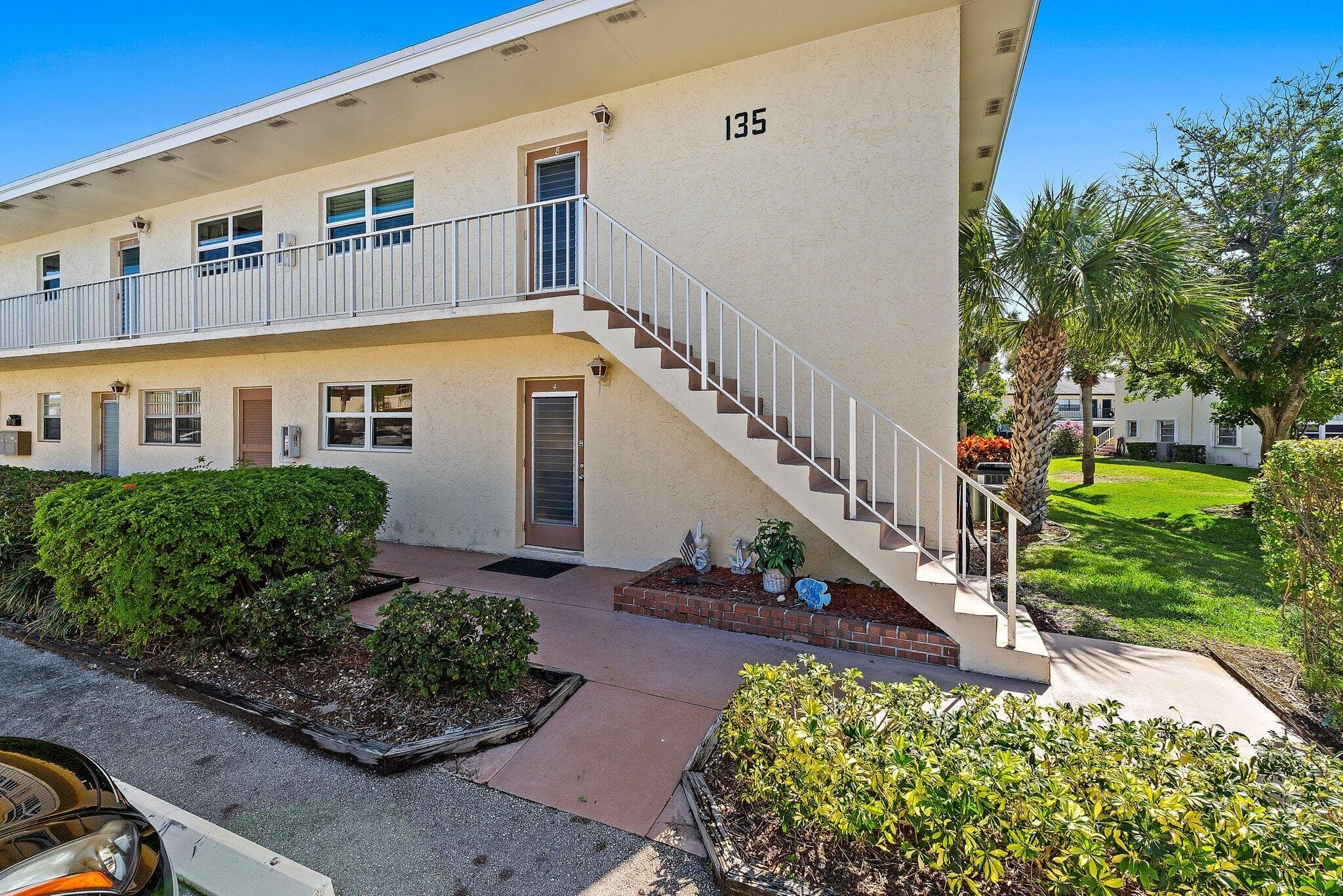 2950 SE Ocean Blvd. 135-8, Stuart, FL 34996 2