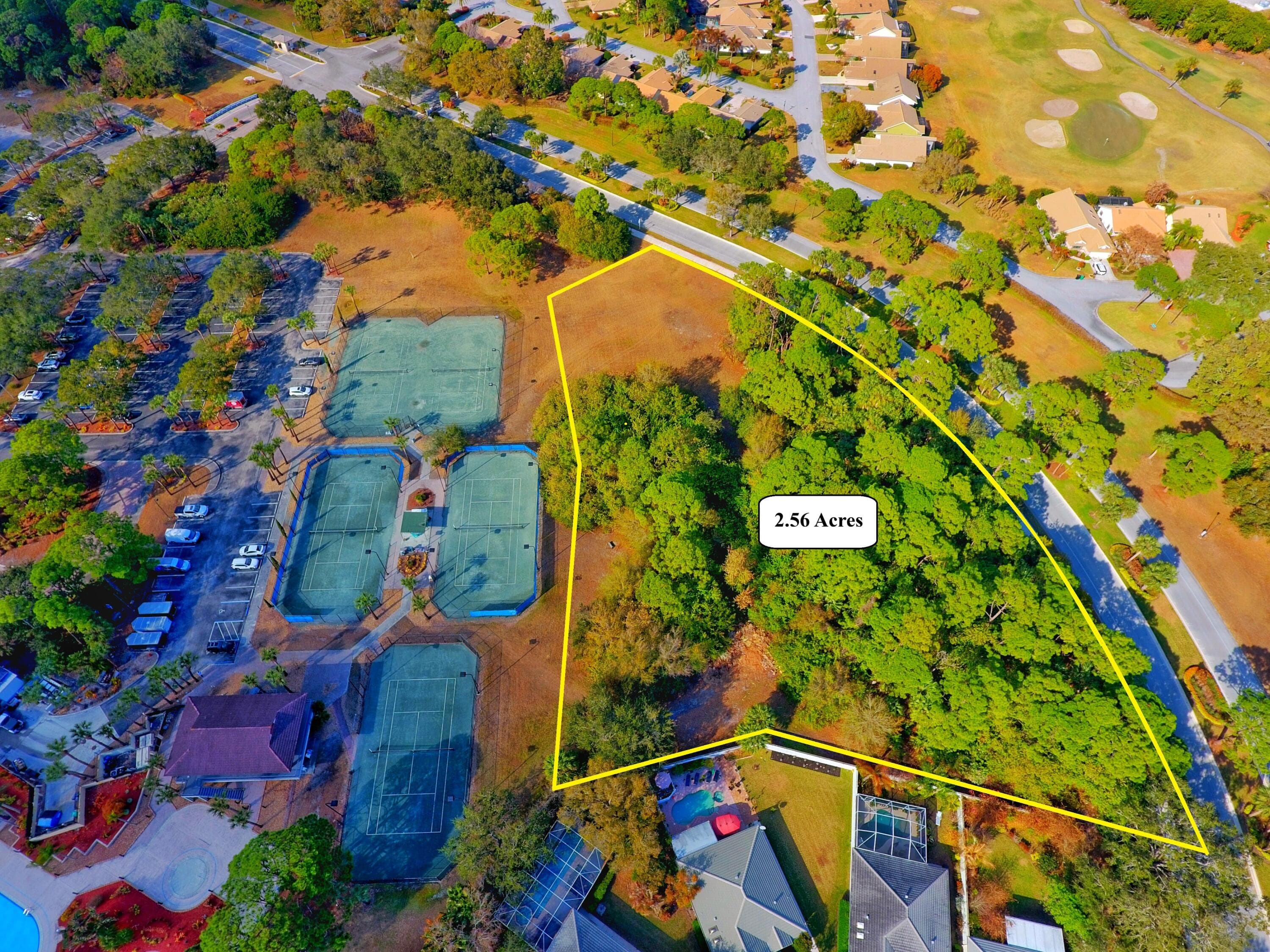 951 SW Country Club Drive, Port St. Lucie, FL 34986 4
