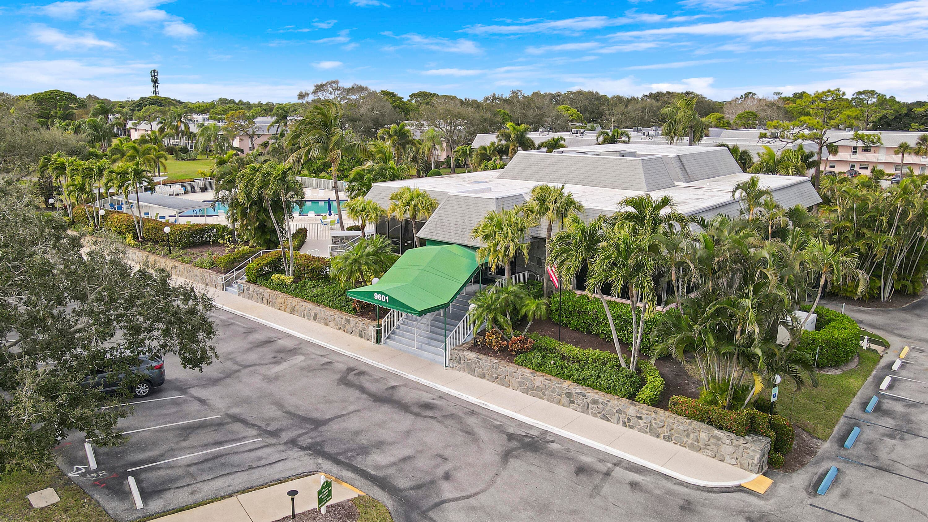 18081 SE Country Club Drive 259, Tequesta, FL 33469 17