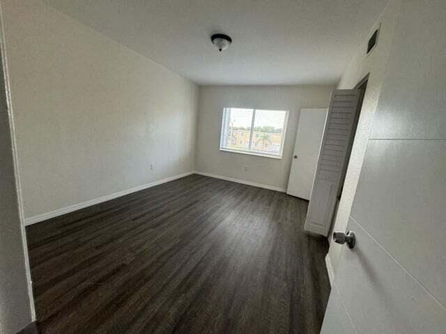 206 NW 84th Street 206, Miami, FL 33150 18