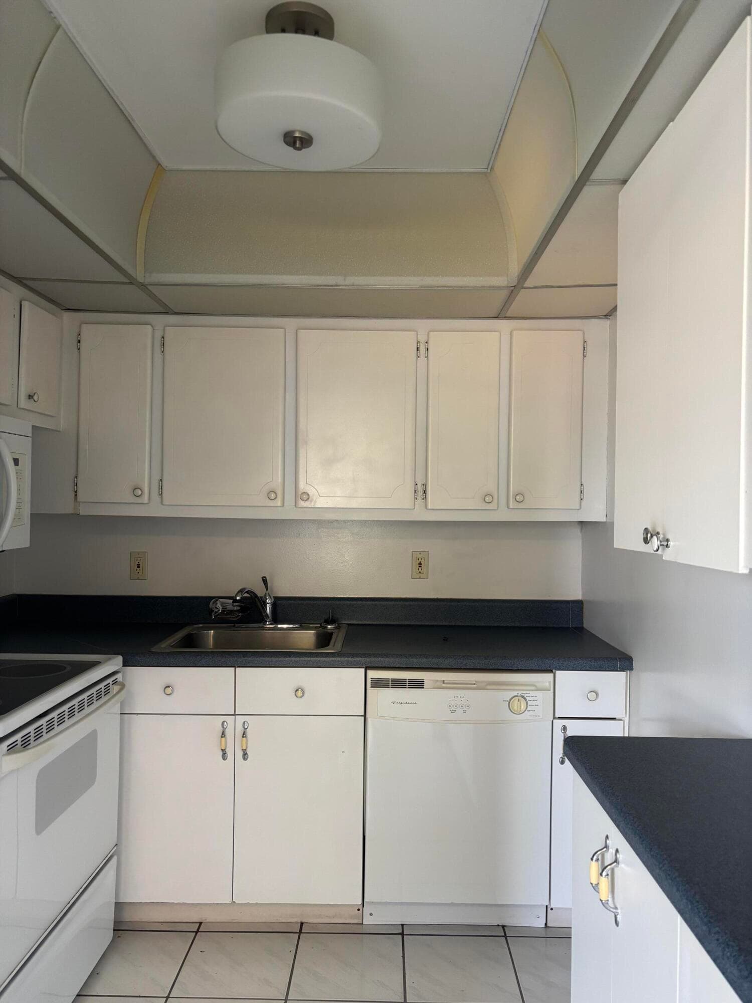 75 Sheffield D, West Palm Beach, FL 33417 2