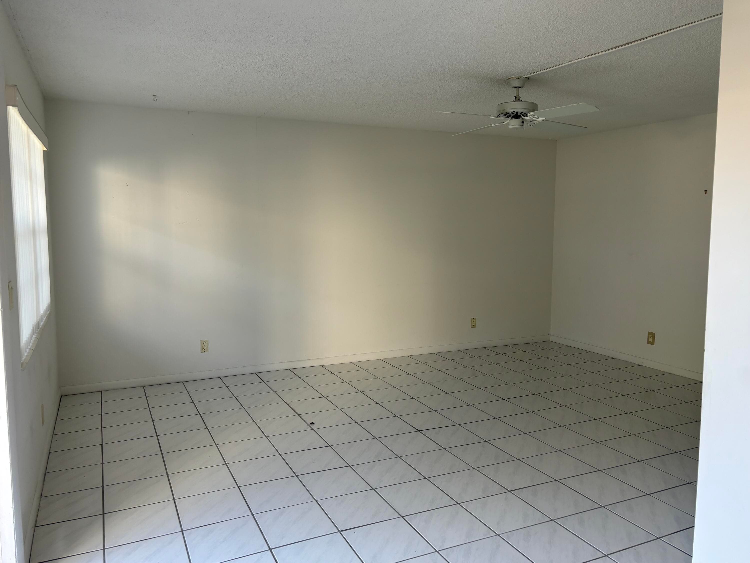 75 Sheffield D, West Palm Beach, FL 33417 3