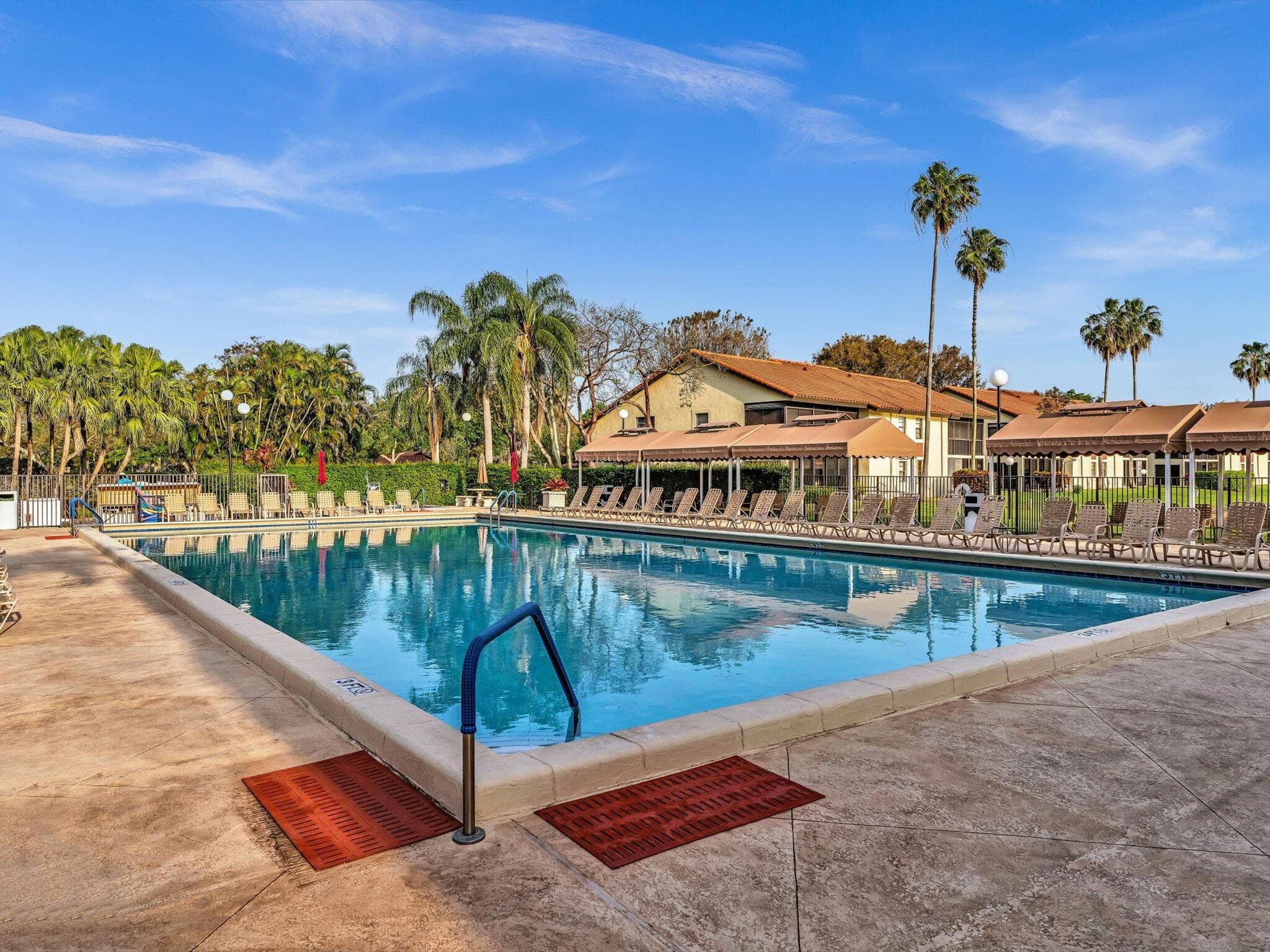 10215 N Circle Lake Drive 201, Boynton Beach, FL 33437 32