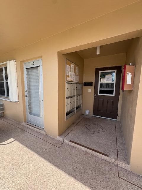 313 Andover M, West Palm Beach, FL 33417 18