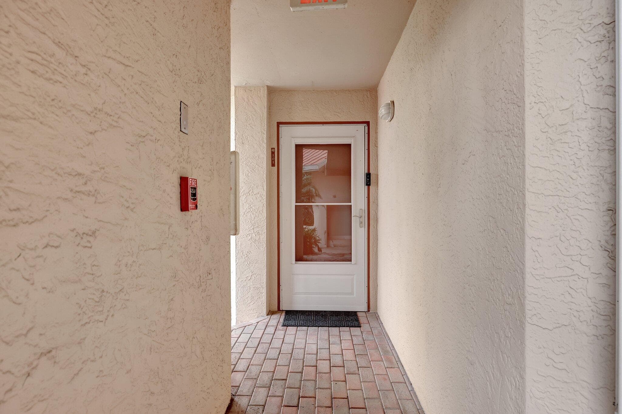 3870 N Hwy A1a #101 A, Hutchinson Island, FL 34949 3