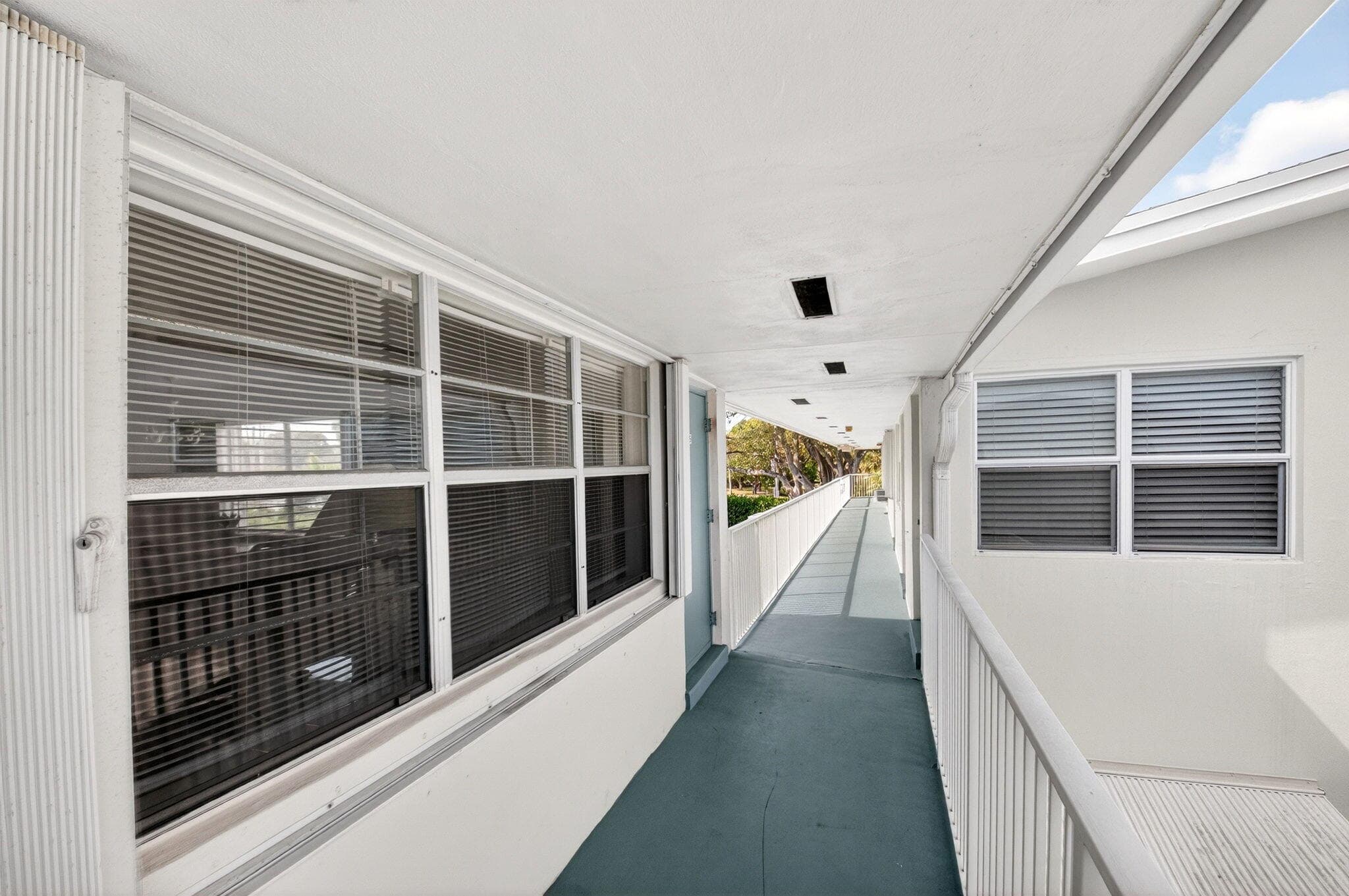 480 W Boynton Beach Boulevard 205, Boynton Beach, FL 33435 25