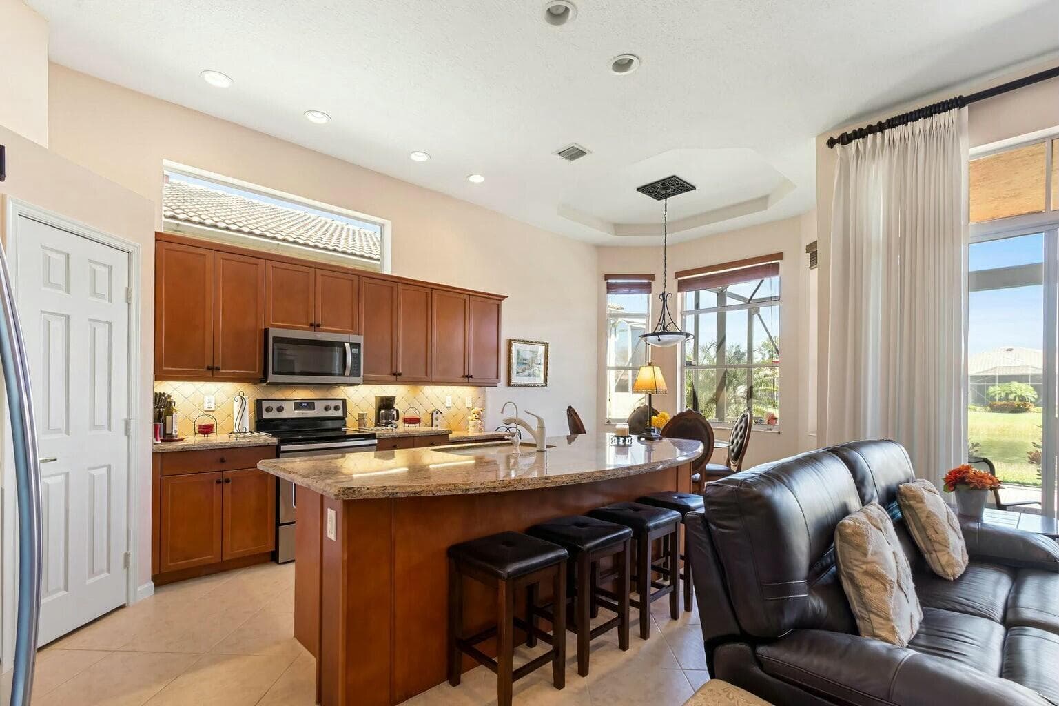 8709 Via Grande E, Wellington, FL 33411 14