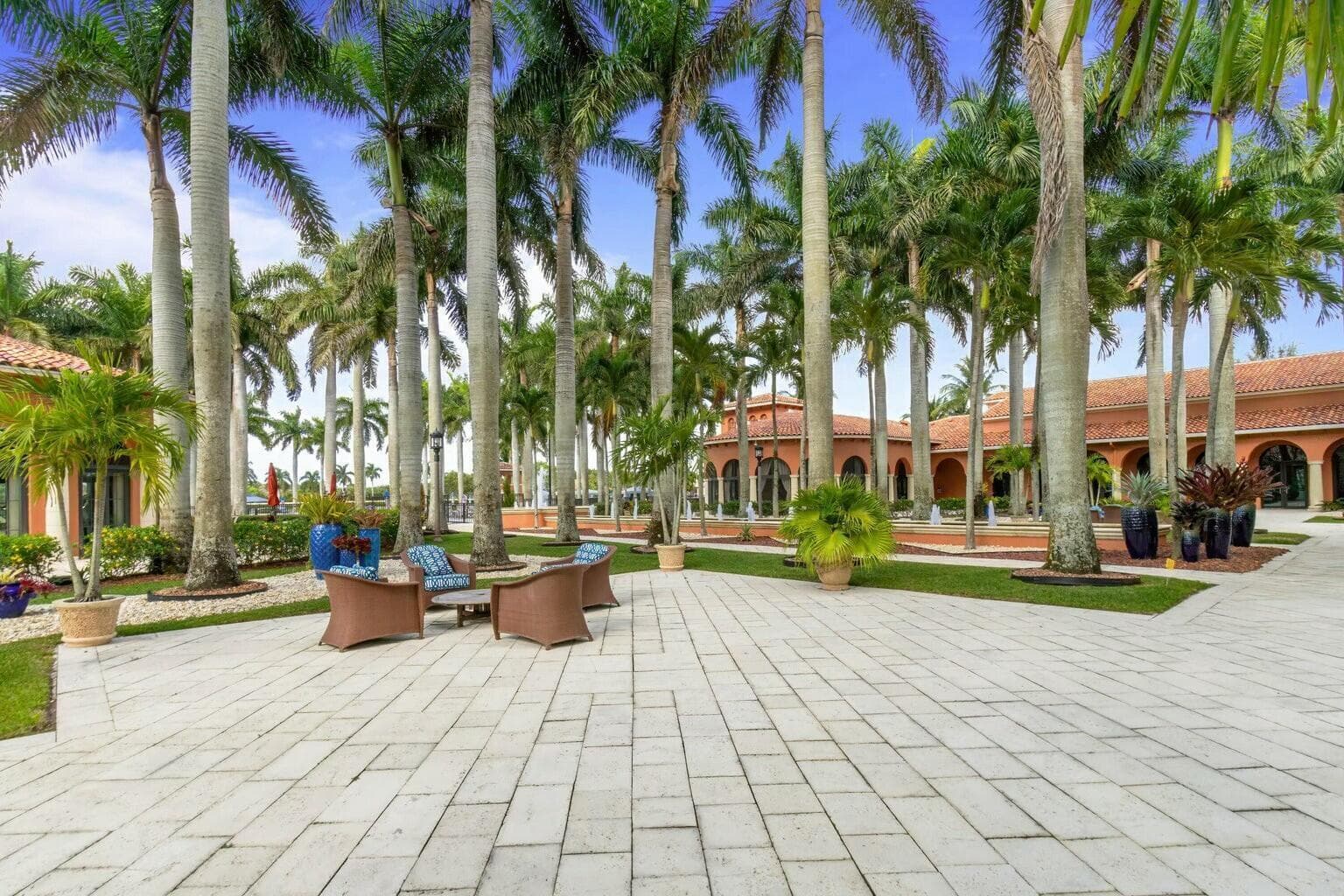 8709 Via Grande E, Wellington, FL 33411 40