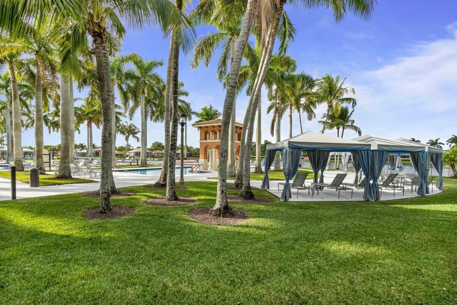 8709 Via Grande E, Wellington, FL 33411 45