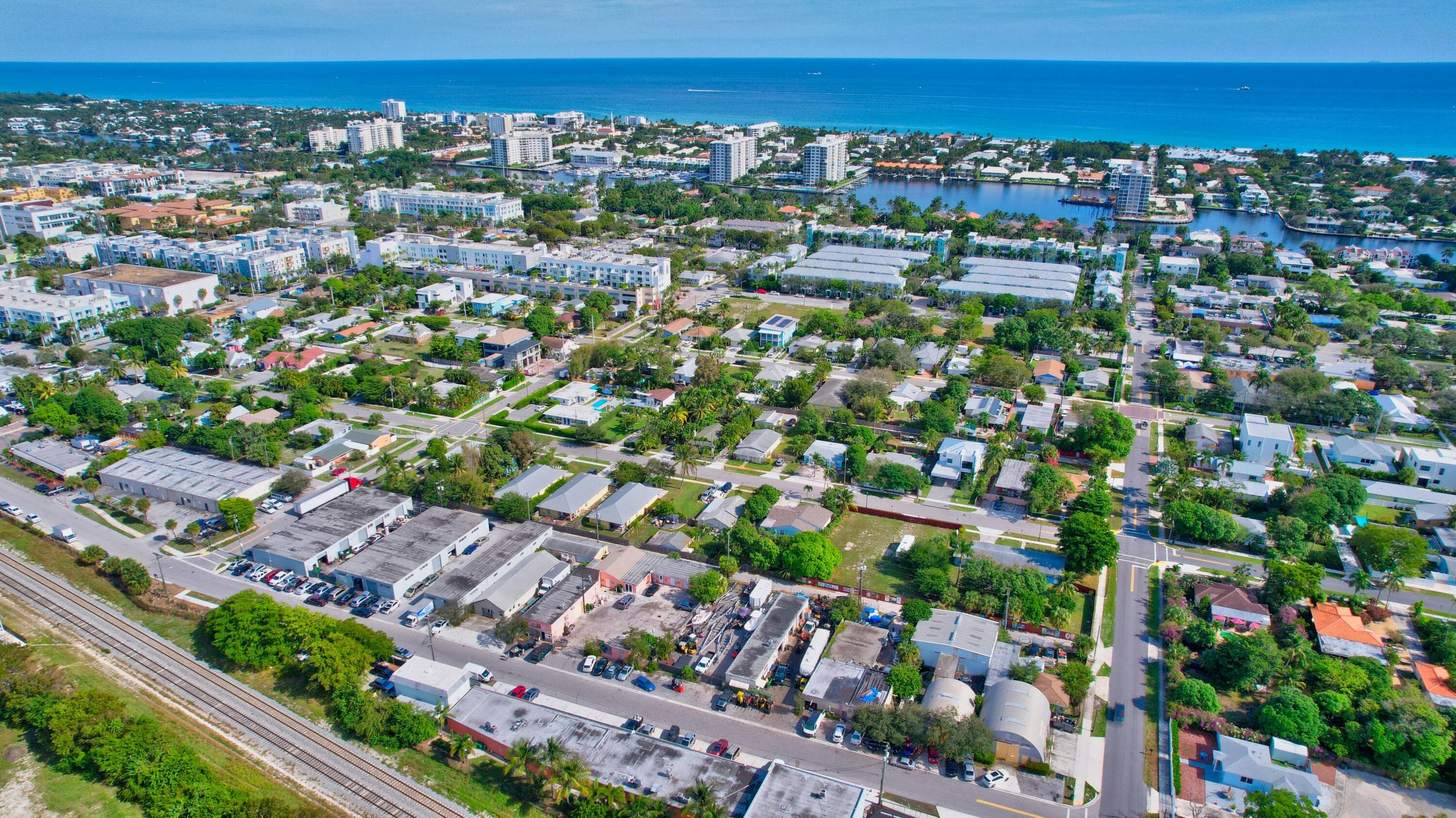 369 SE 2nd Avenue, Delray Beach, FL 33483 3